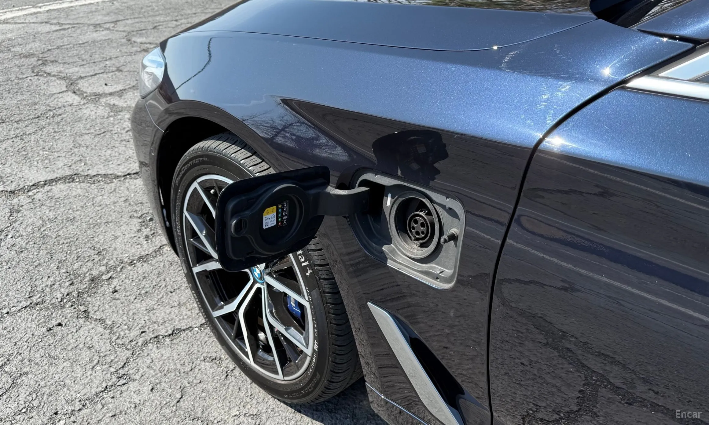 BMW 5 Series (G30) превью 18
