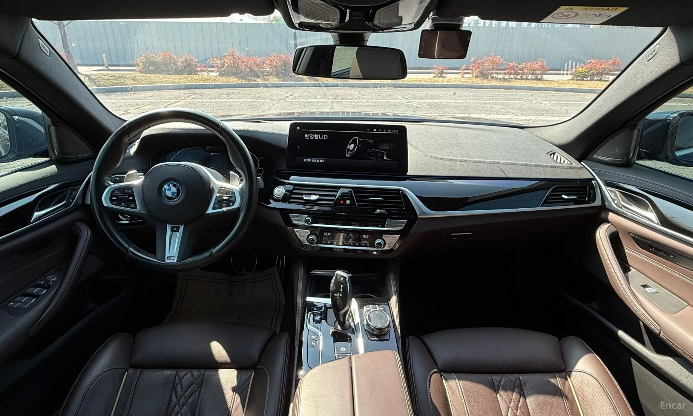 BMW 5 Series (G30) превью 7