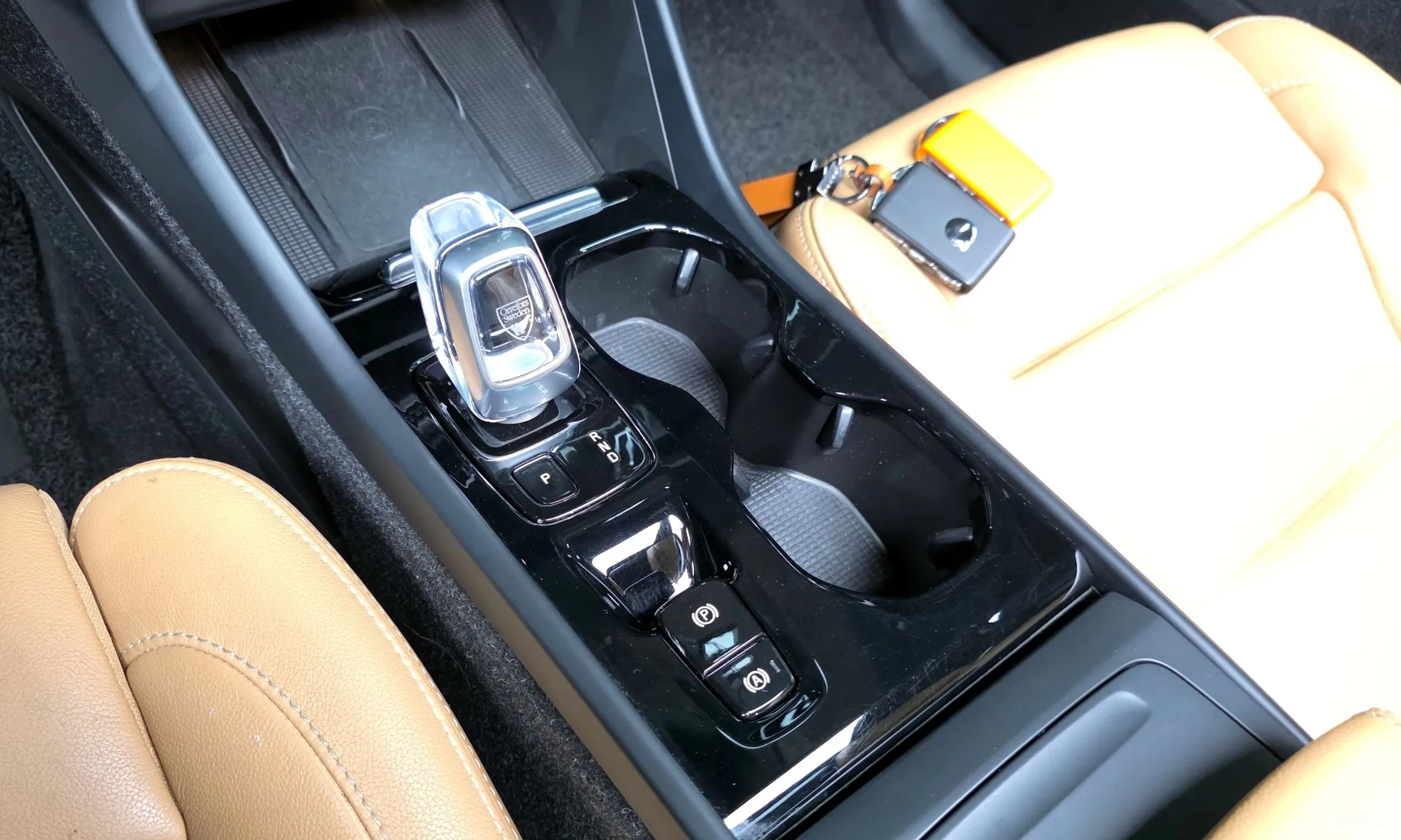 Volvo XC40 превью 9
