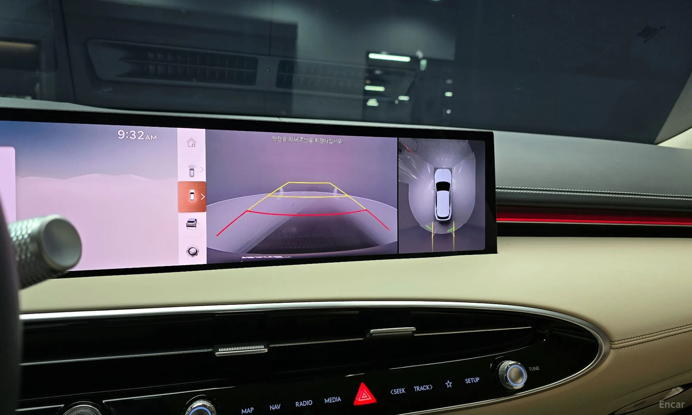 Genesis GV70 превью 16