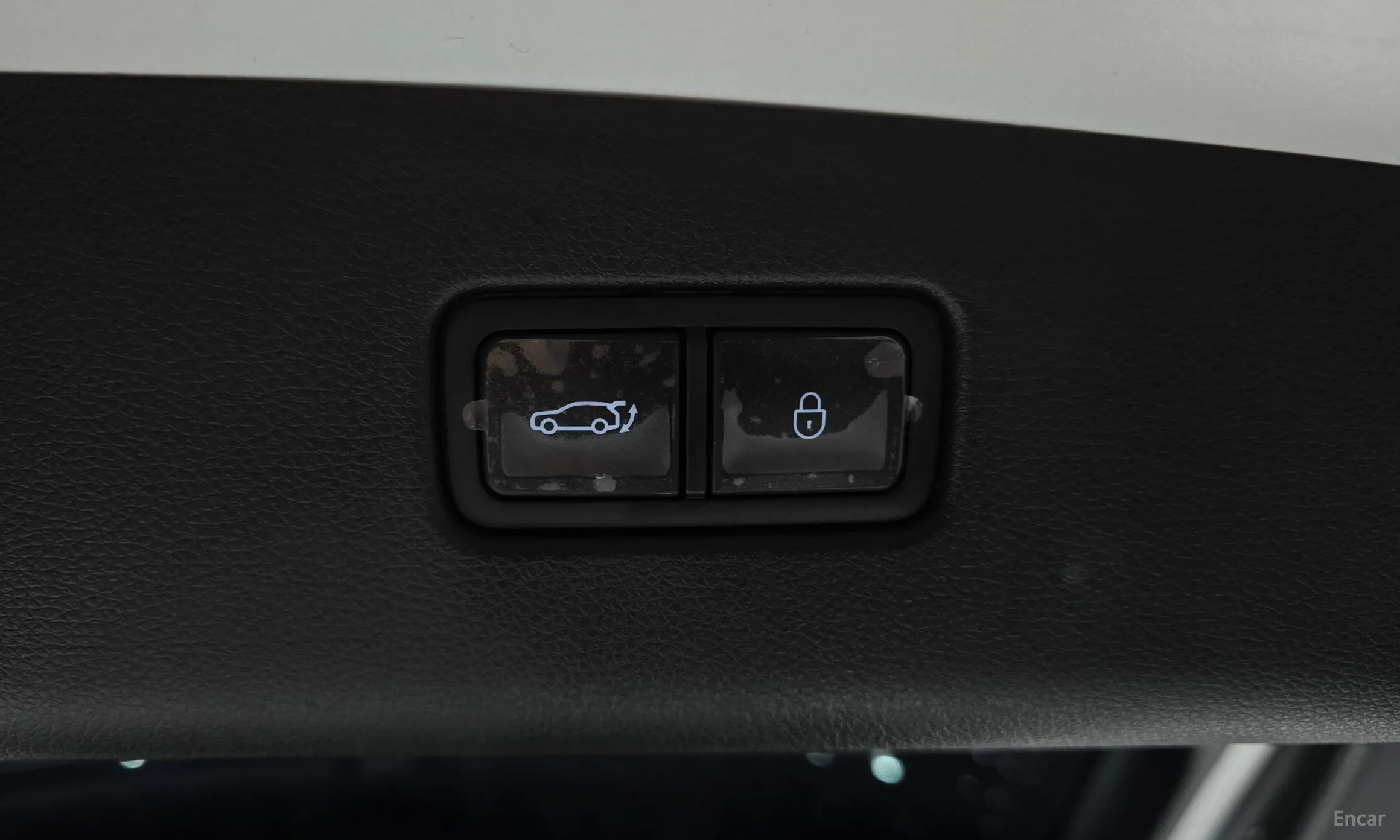 Genesis GV70 превью 20