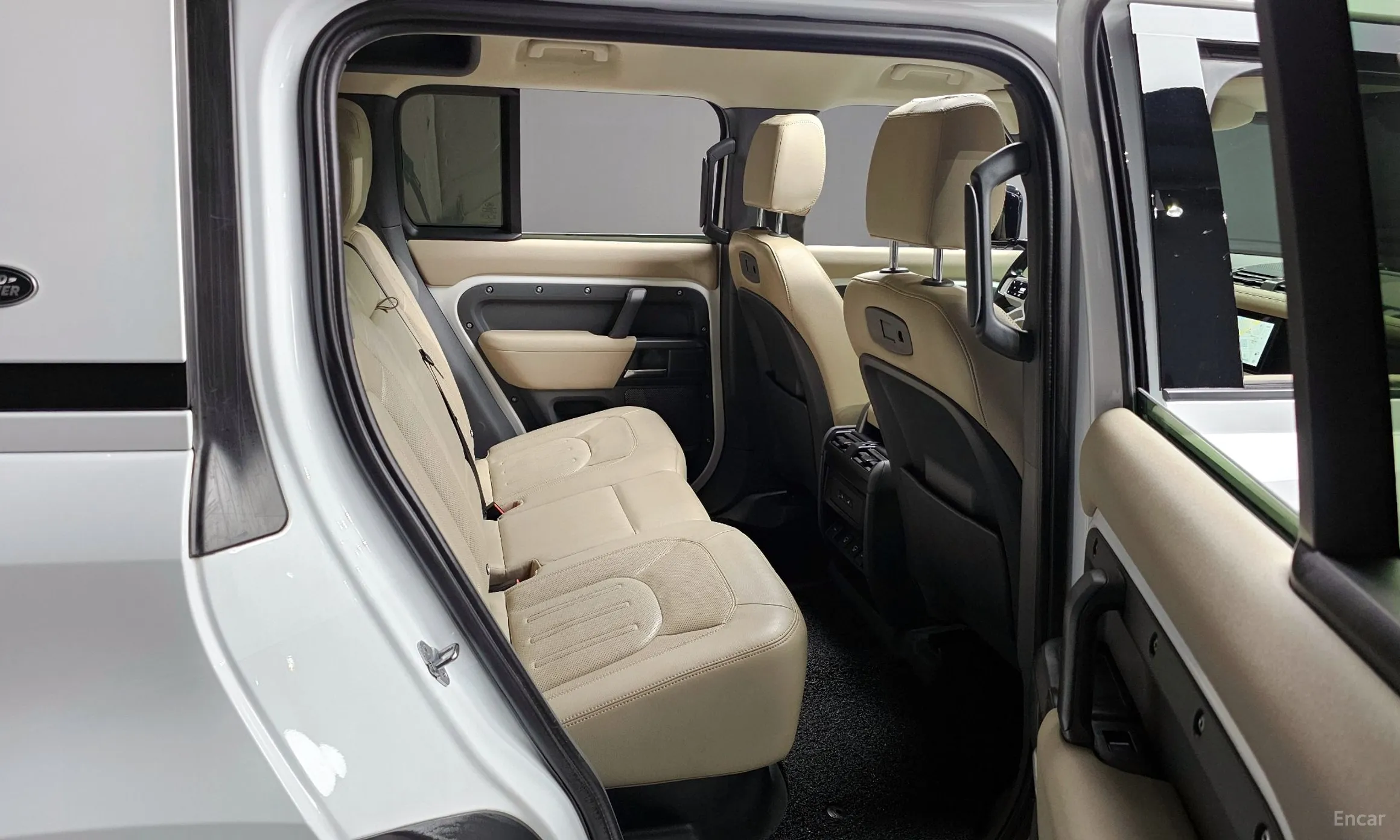 Land Rover Defender (L663) превью 12