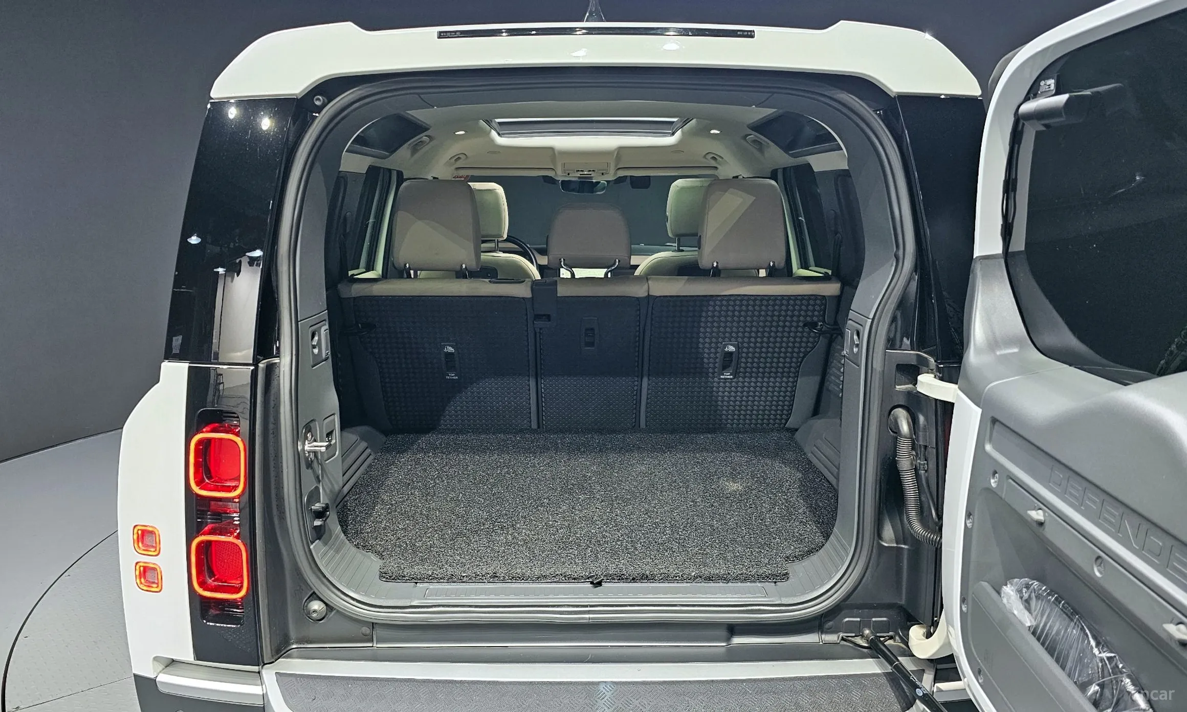 Land Rover Defender (L663) превью 20