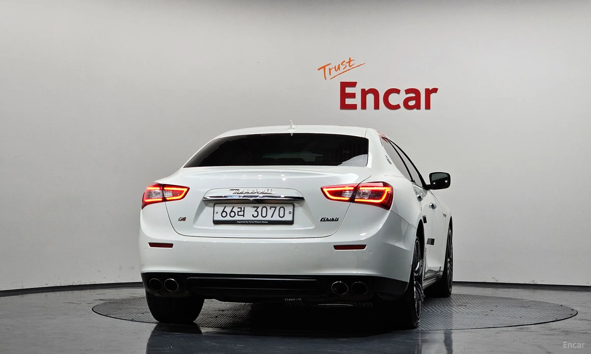 Maserati Ghibli превью 4