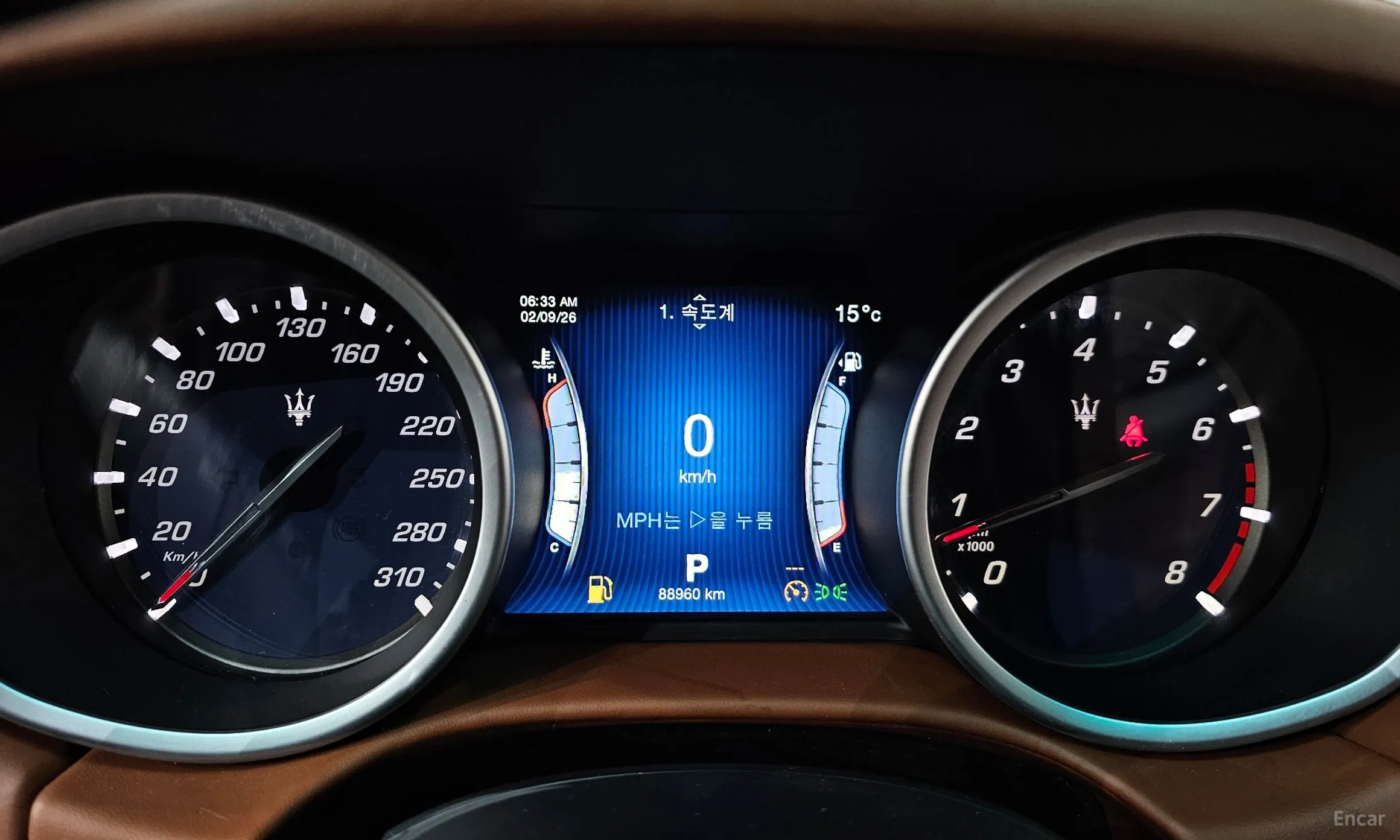 Maserati Ghibli превью 8