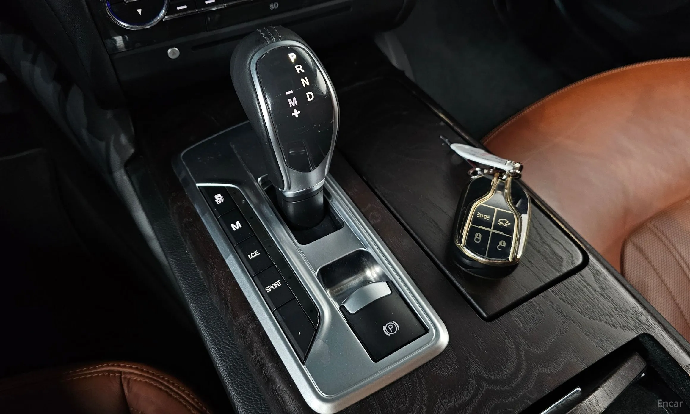 Maserati Ghibli превью 9
