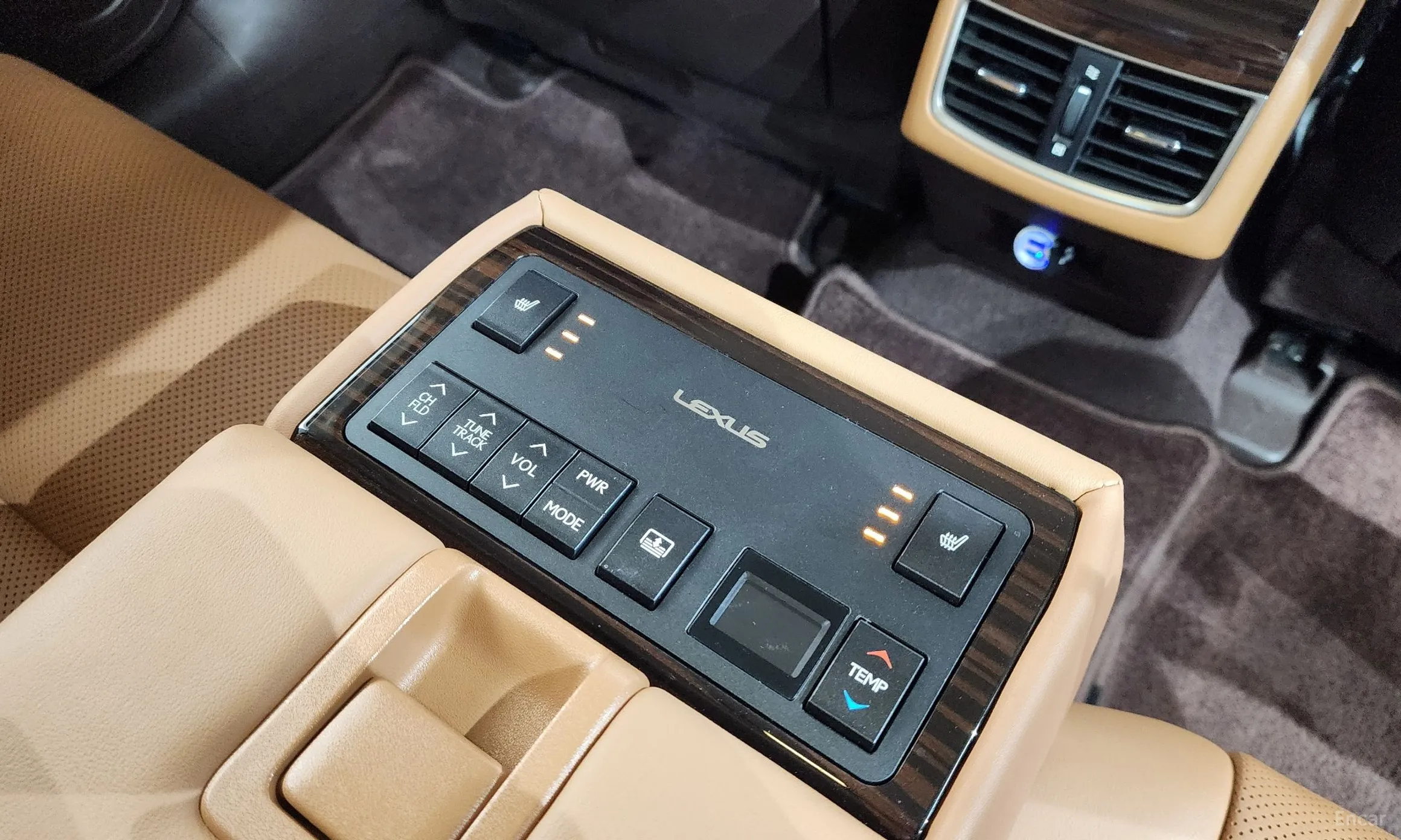 Lexus New ES300h превью 19