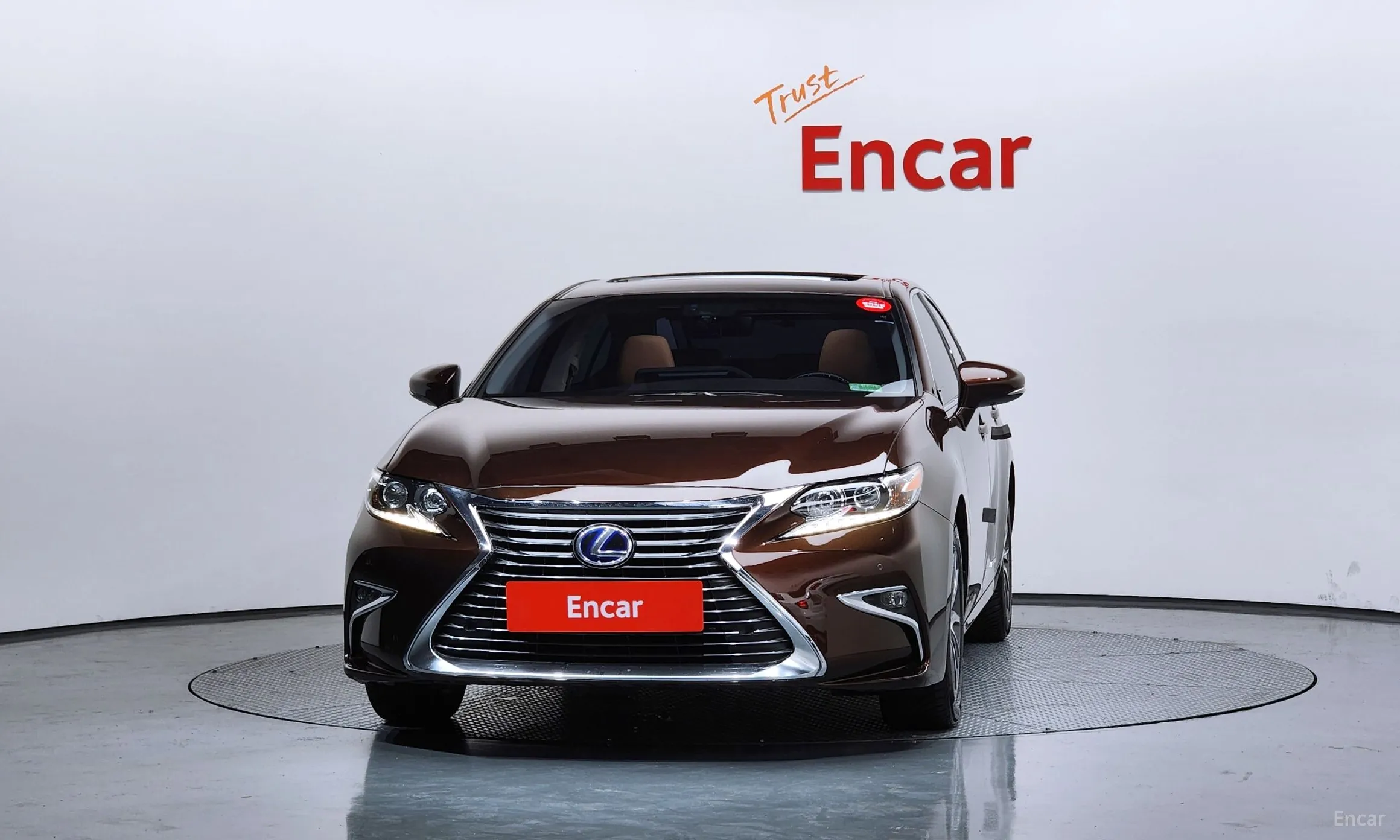 Lexus New ES300h превью 3