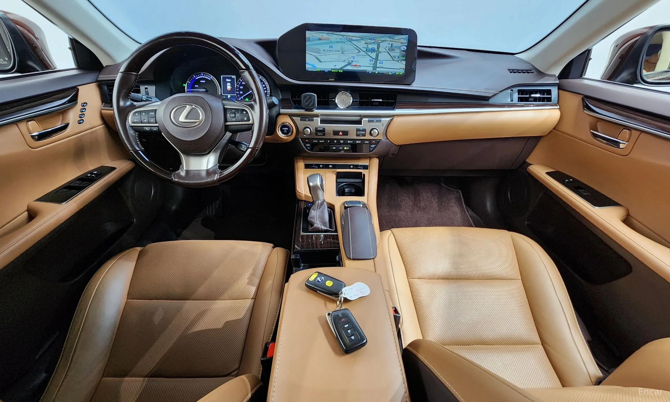 Lexus New ES300h превью 7