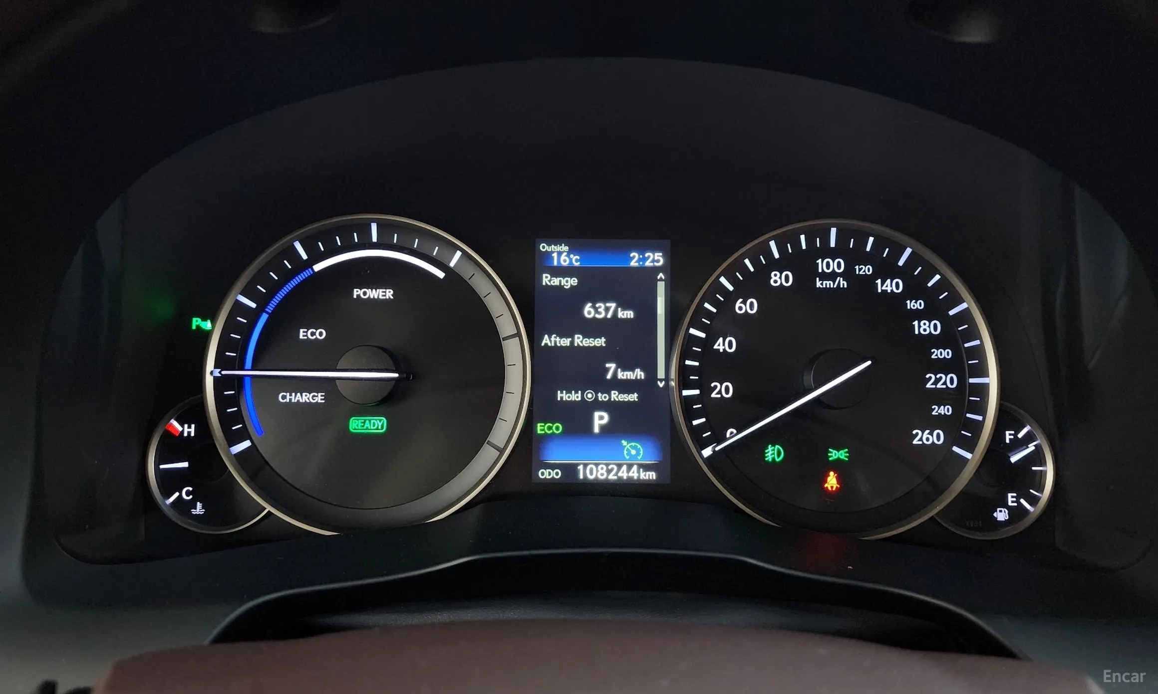 Lexus New ES300h превью 8