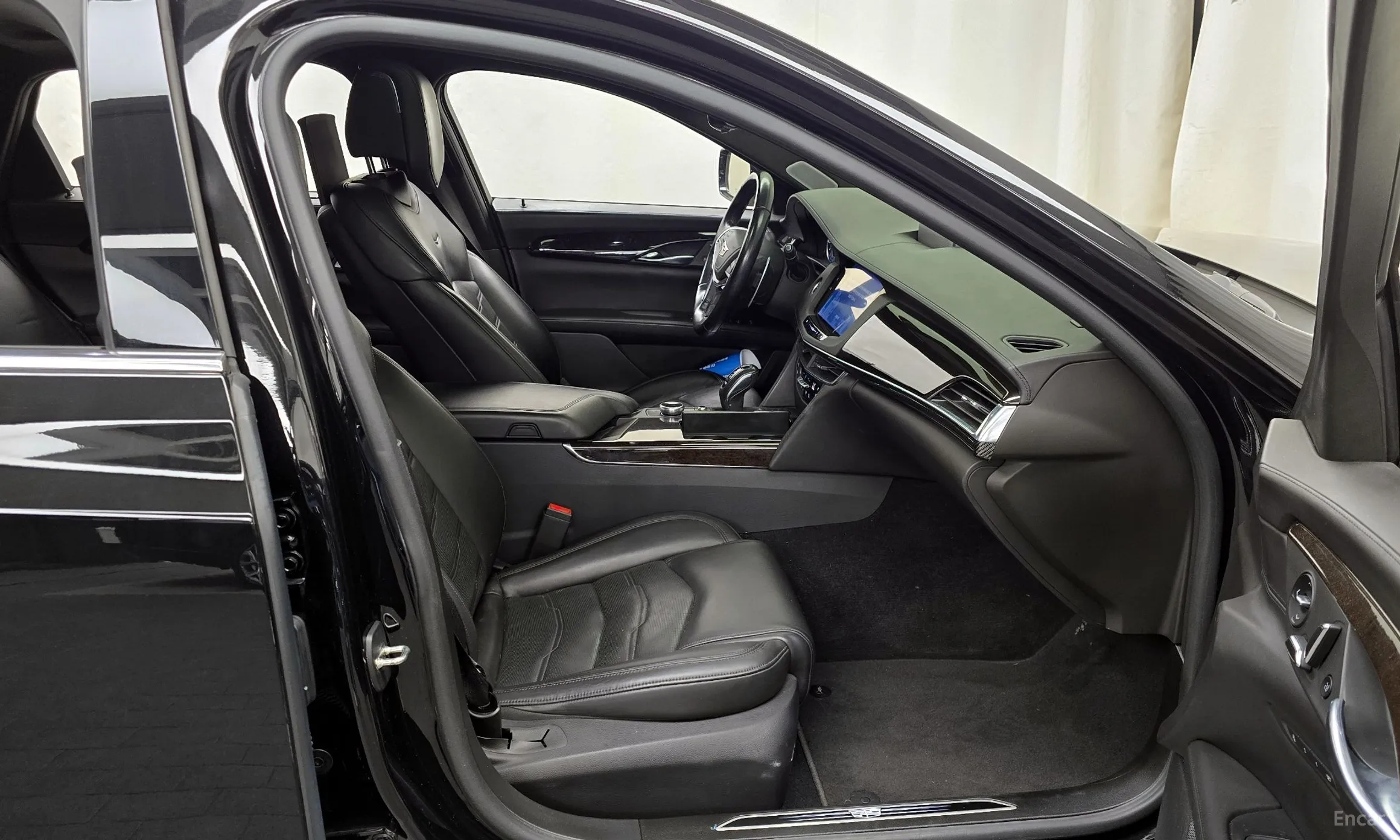 Cadillac CT6 превью 11