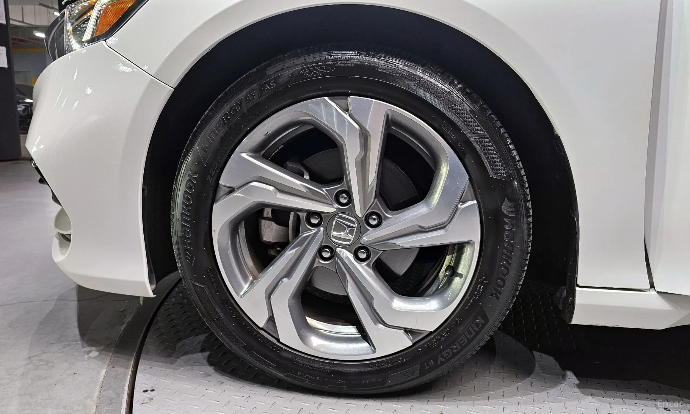 Honda Accord 10th Generation превью 5