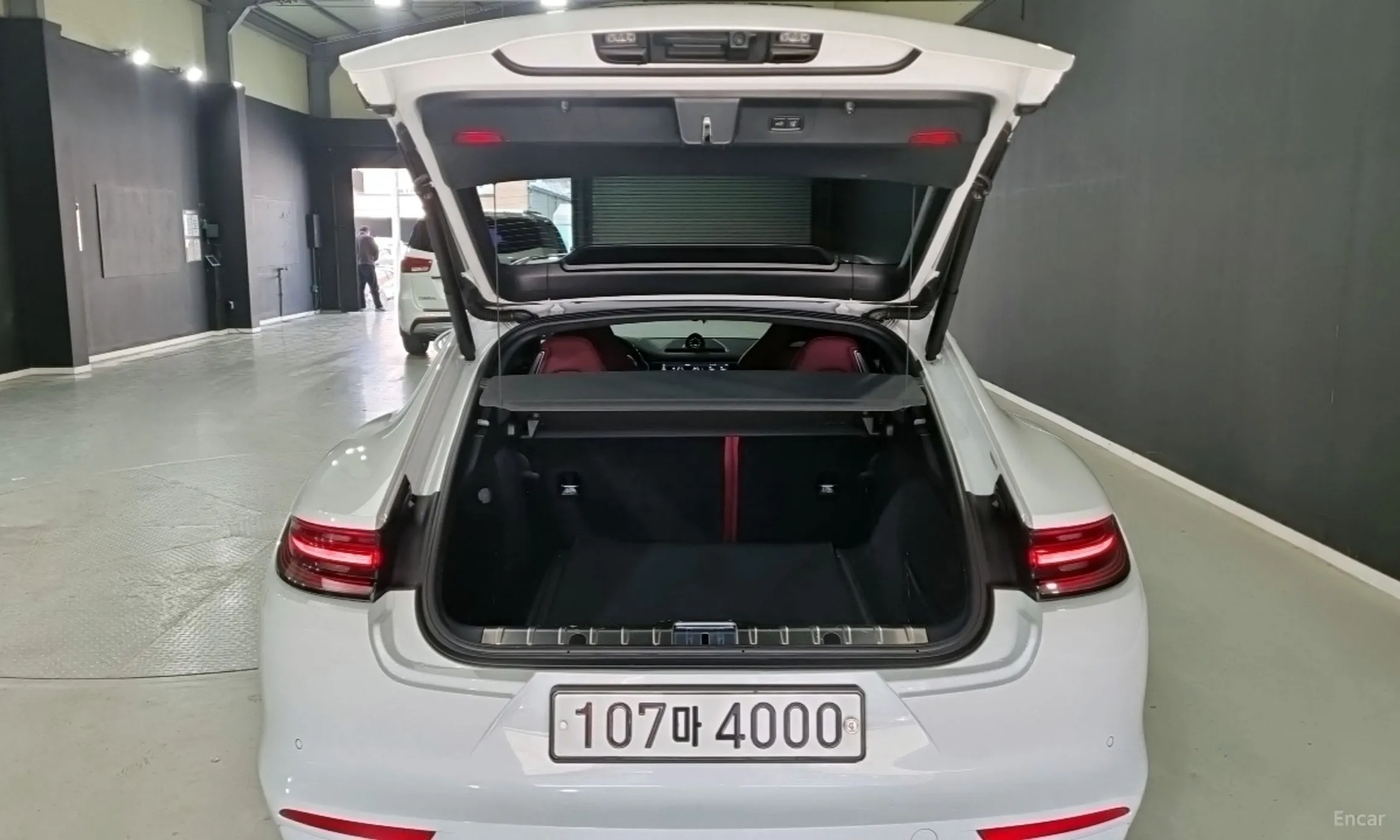 Porsche Panamera (971) превью 15