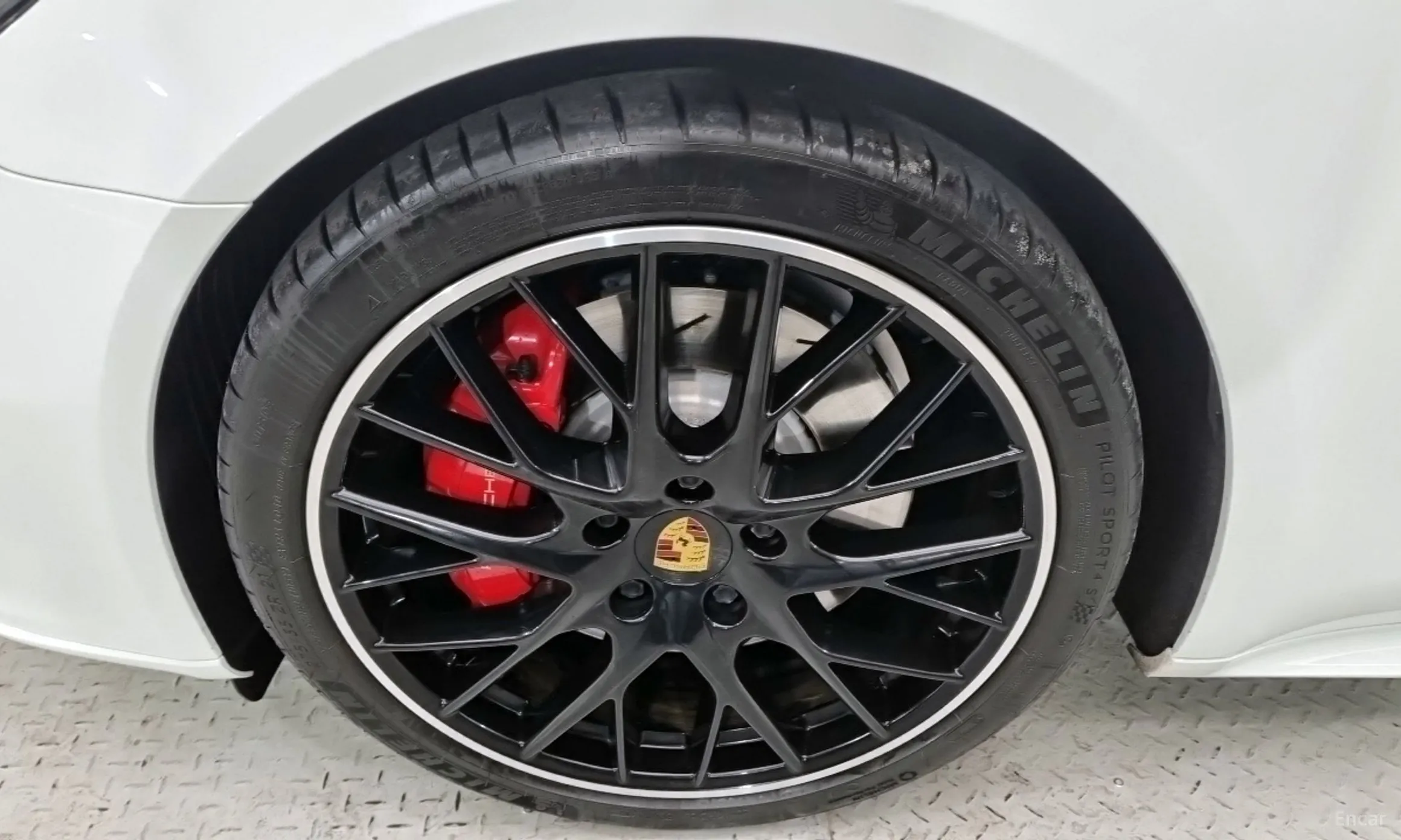 Porsche Panamera (971) превью 17