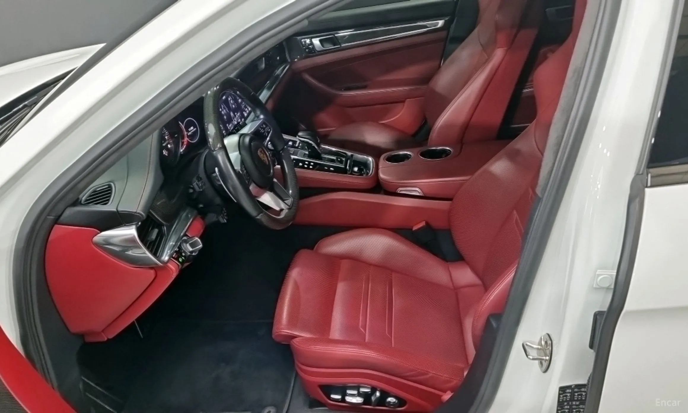 Porsche Panamera (971) превью 7