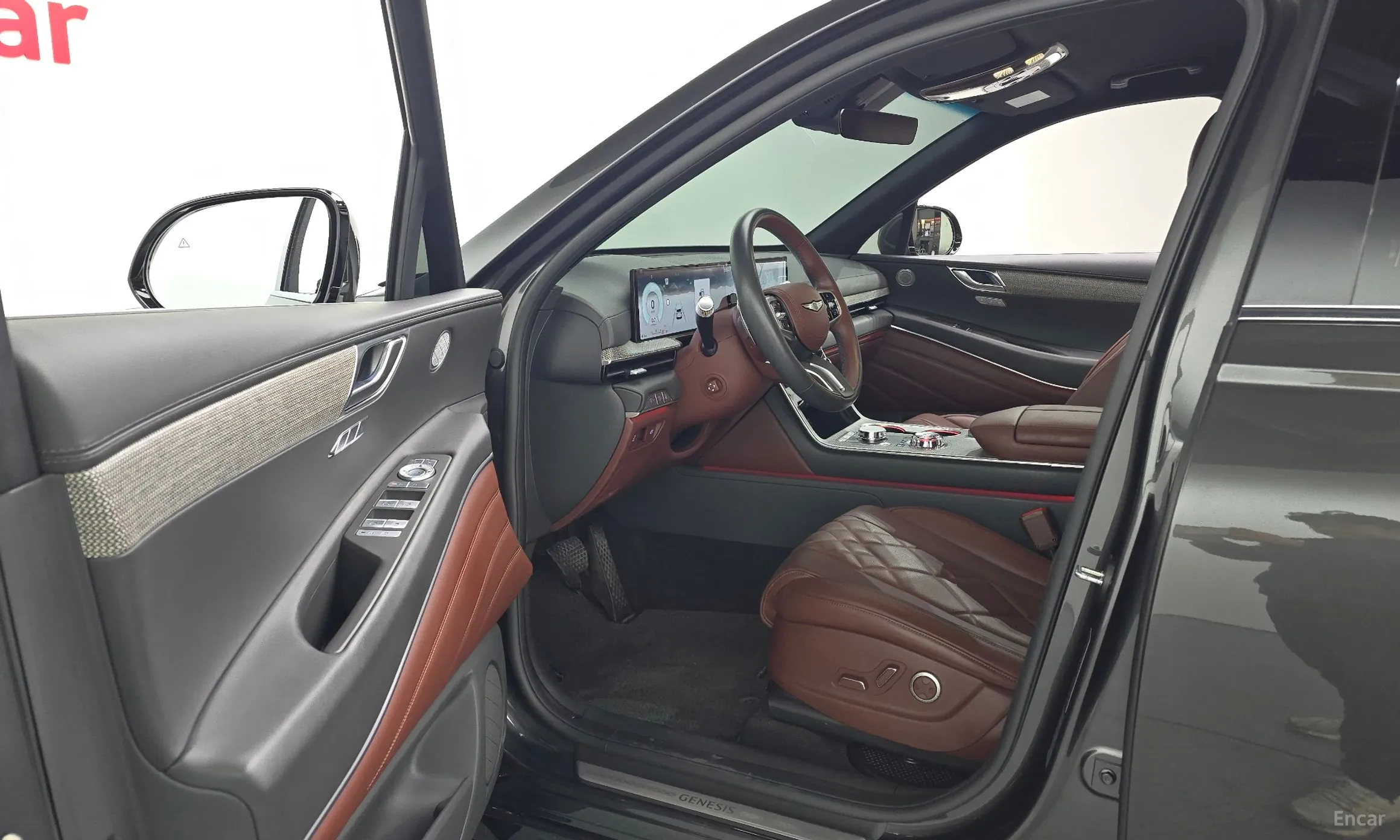 Genesis GV80 превью 10