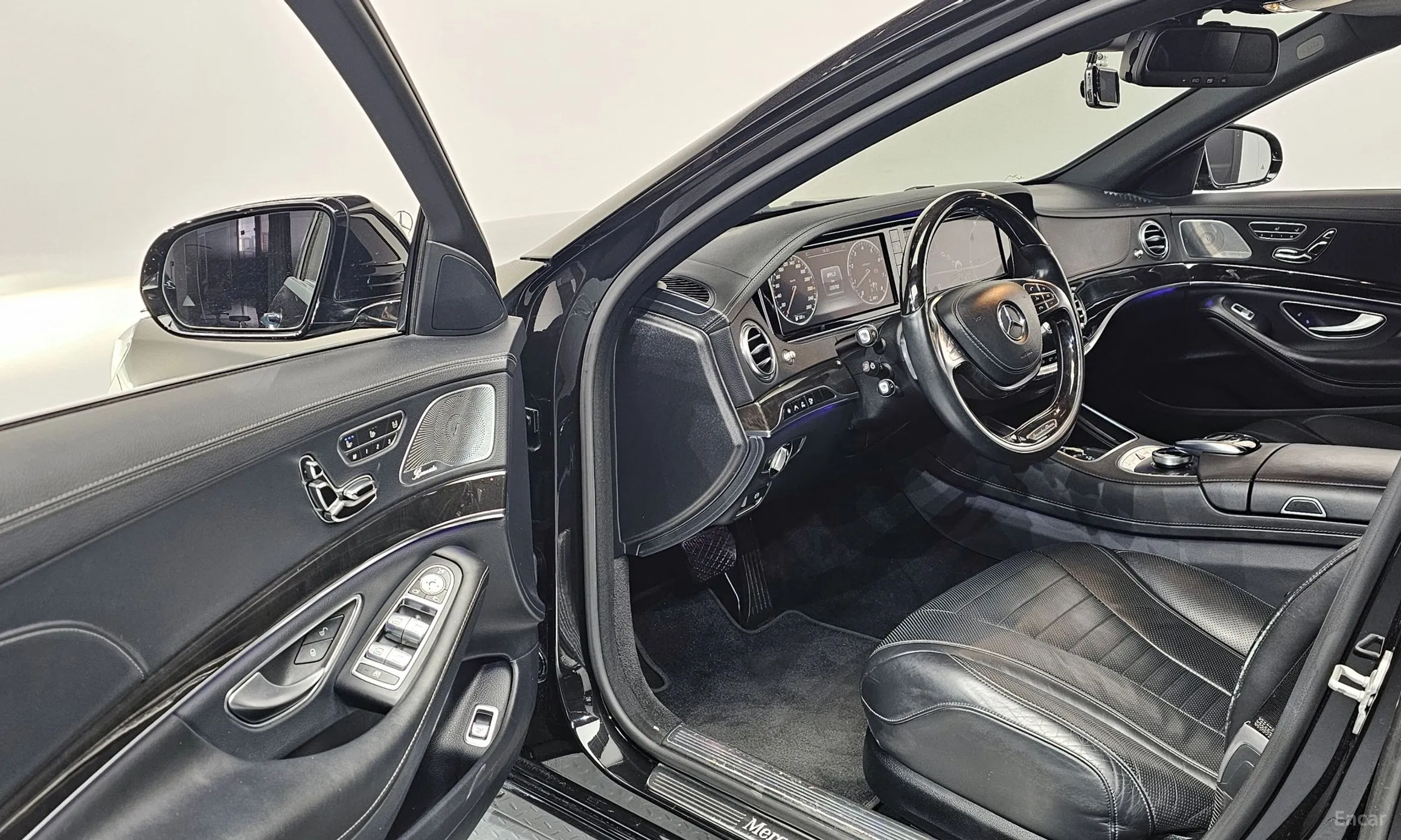 Mercedes Benz S-Class W222 превью 11