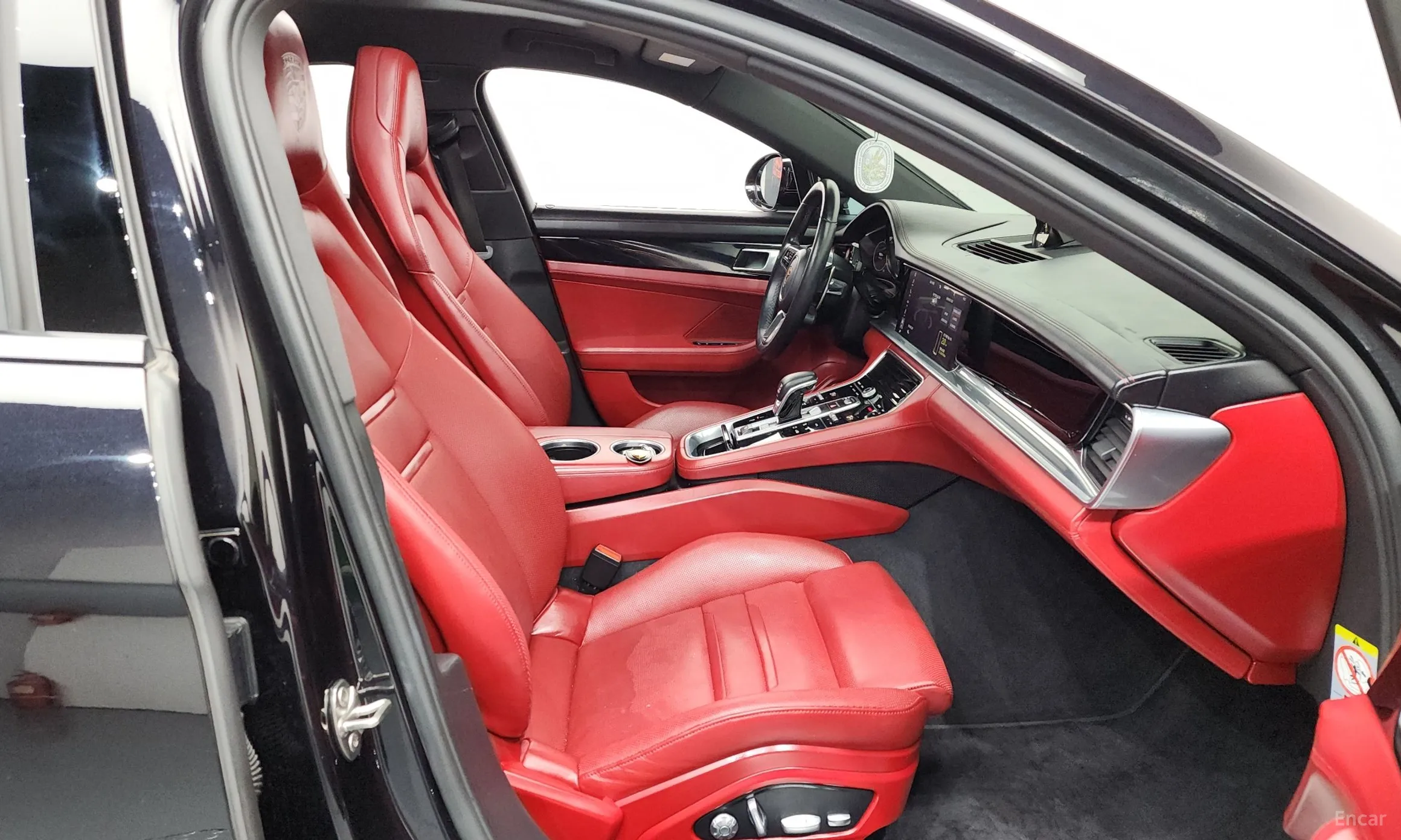 Porsche Panamera (971) превью 11