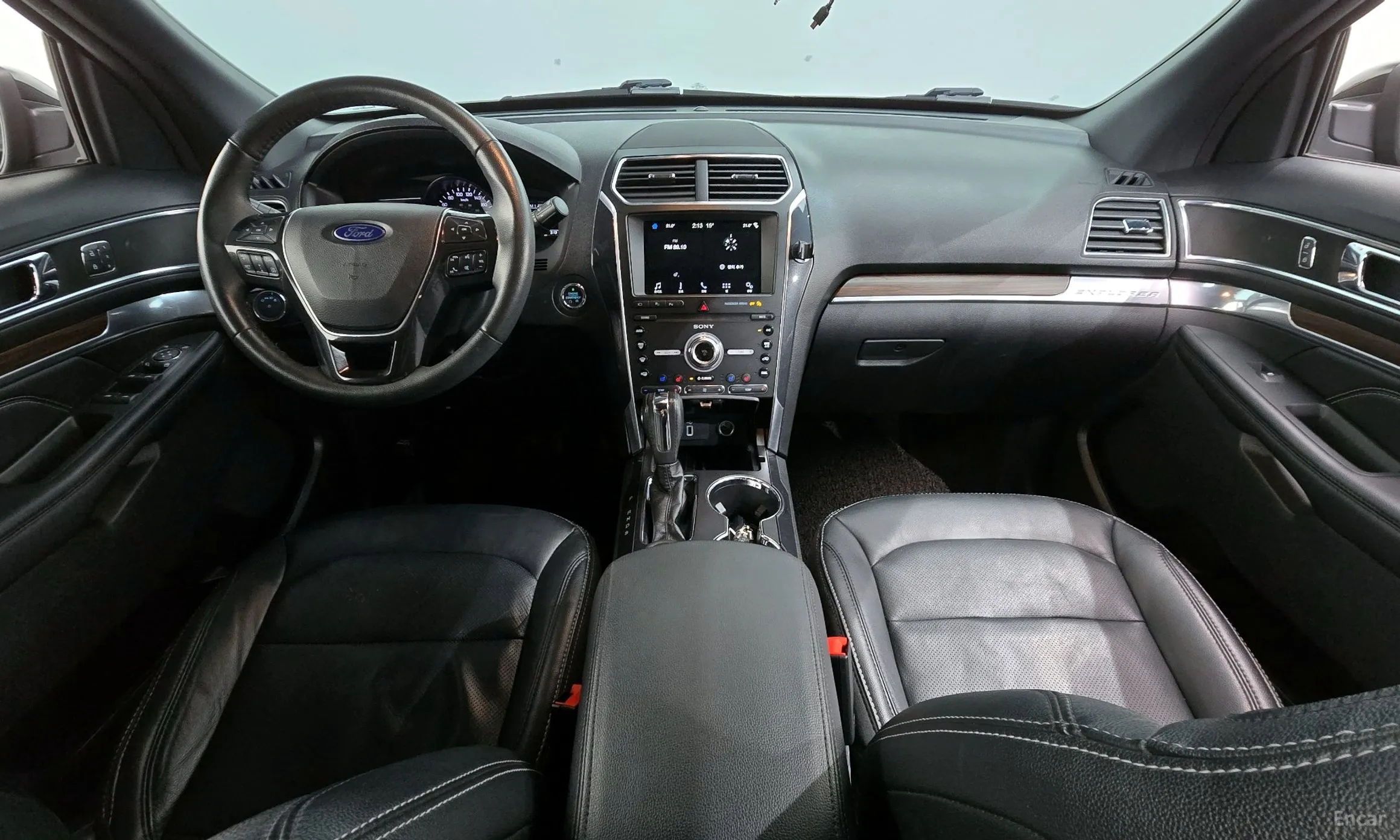 Ford Explorer превью 7