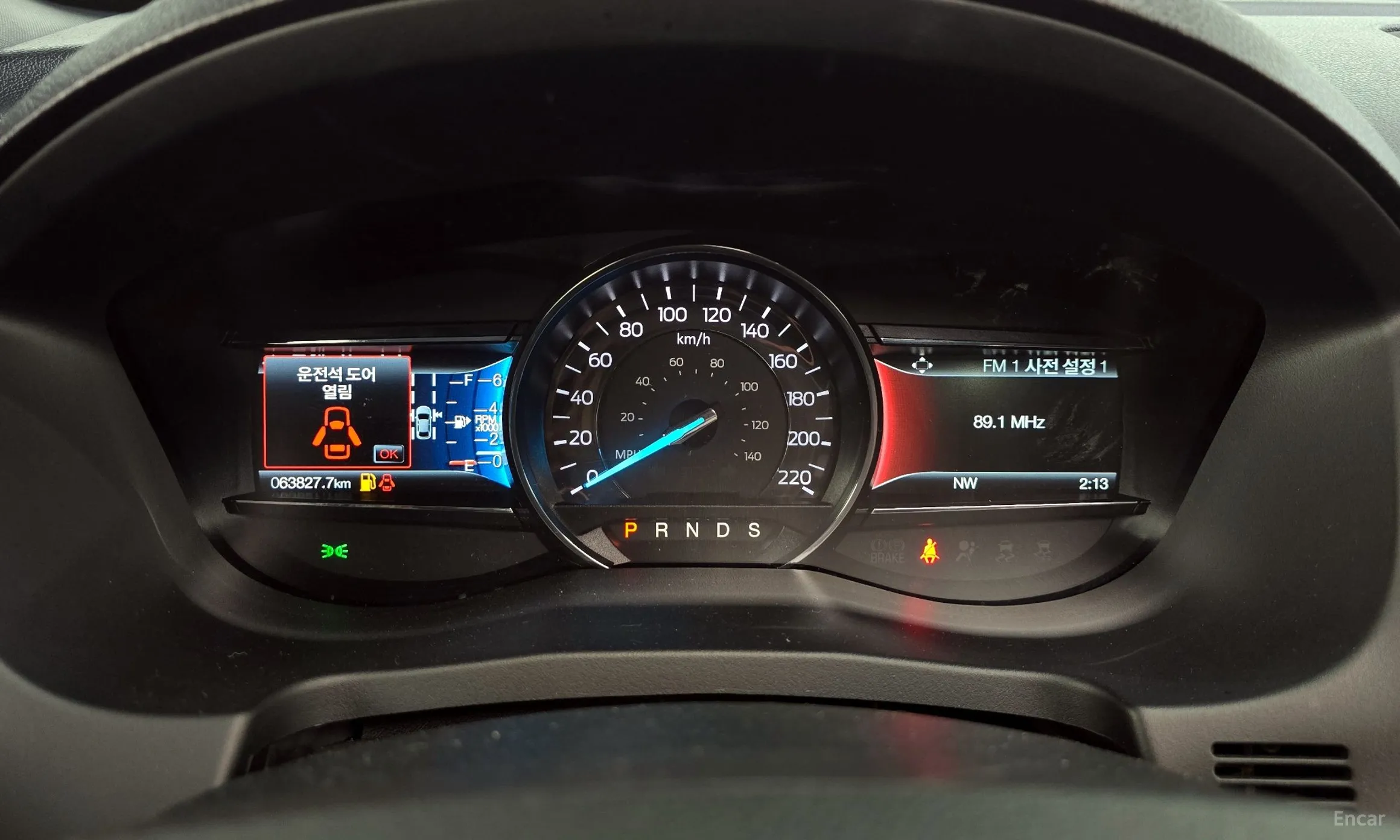 Ford Explorer превью 8