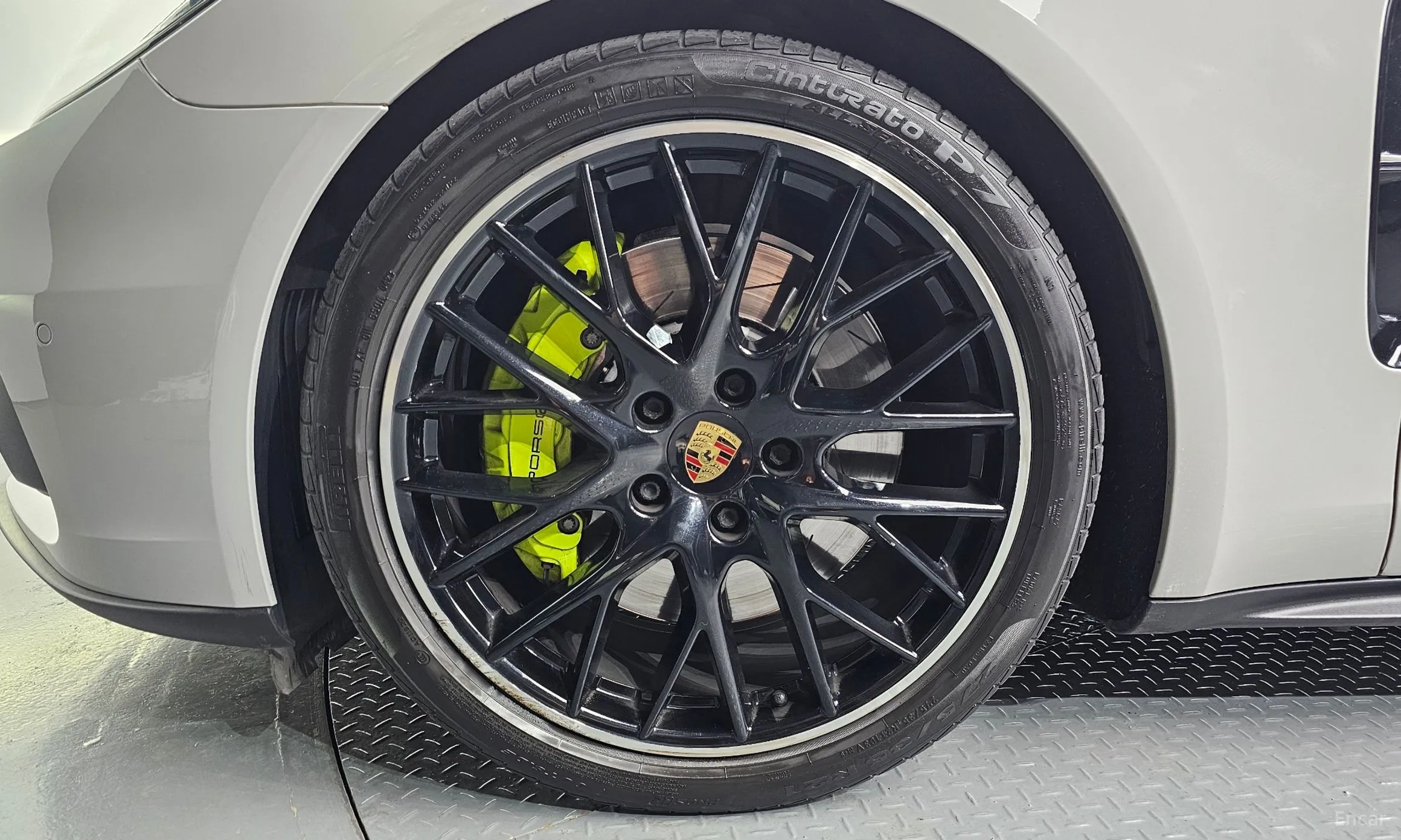 Porsche Panamera (971) превью 5