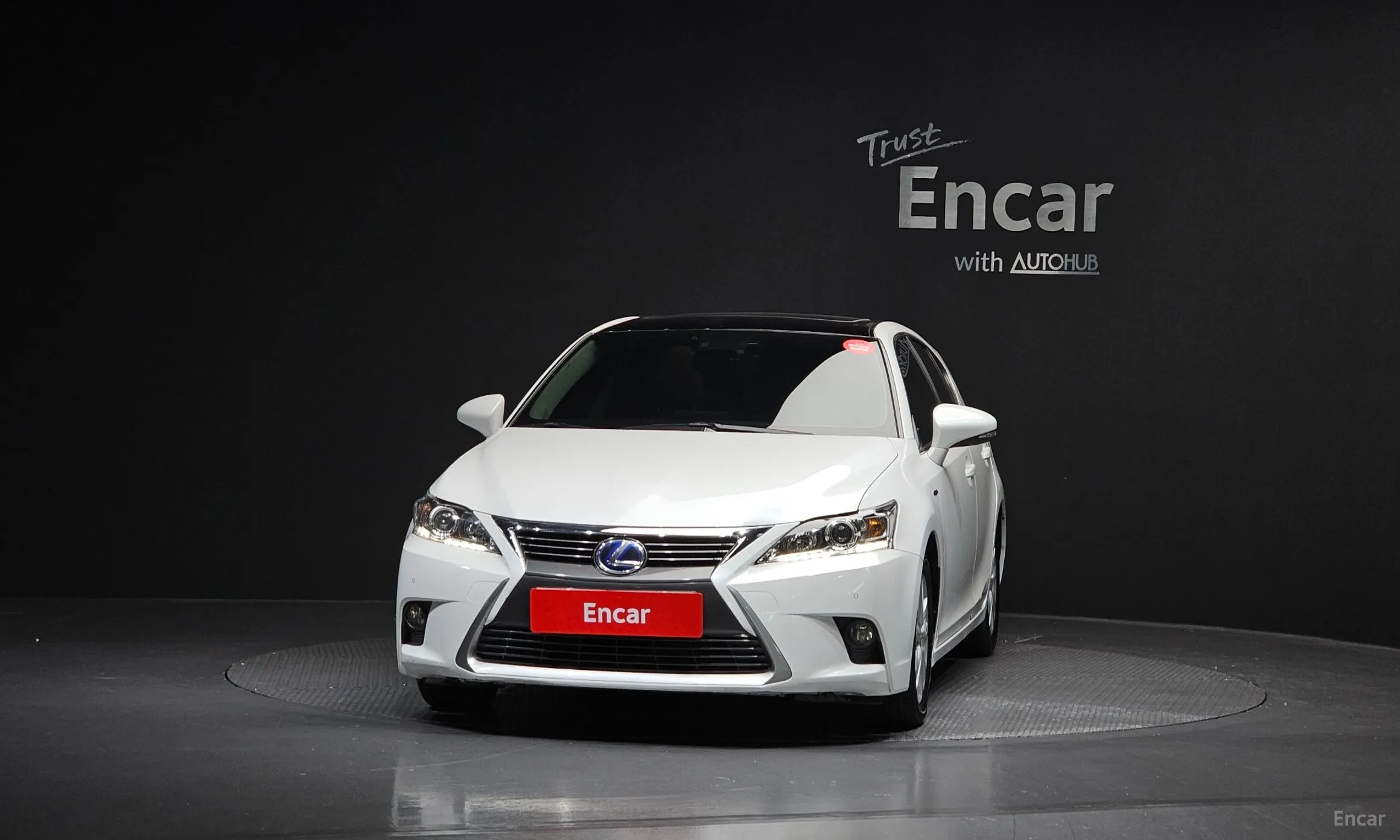 Lexus CT200h превью 3