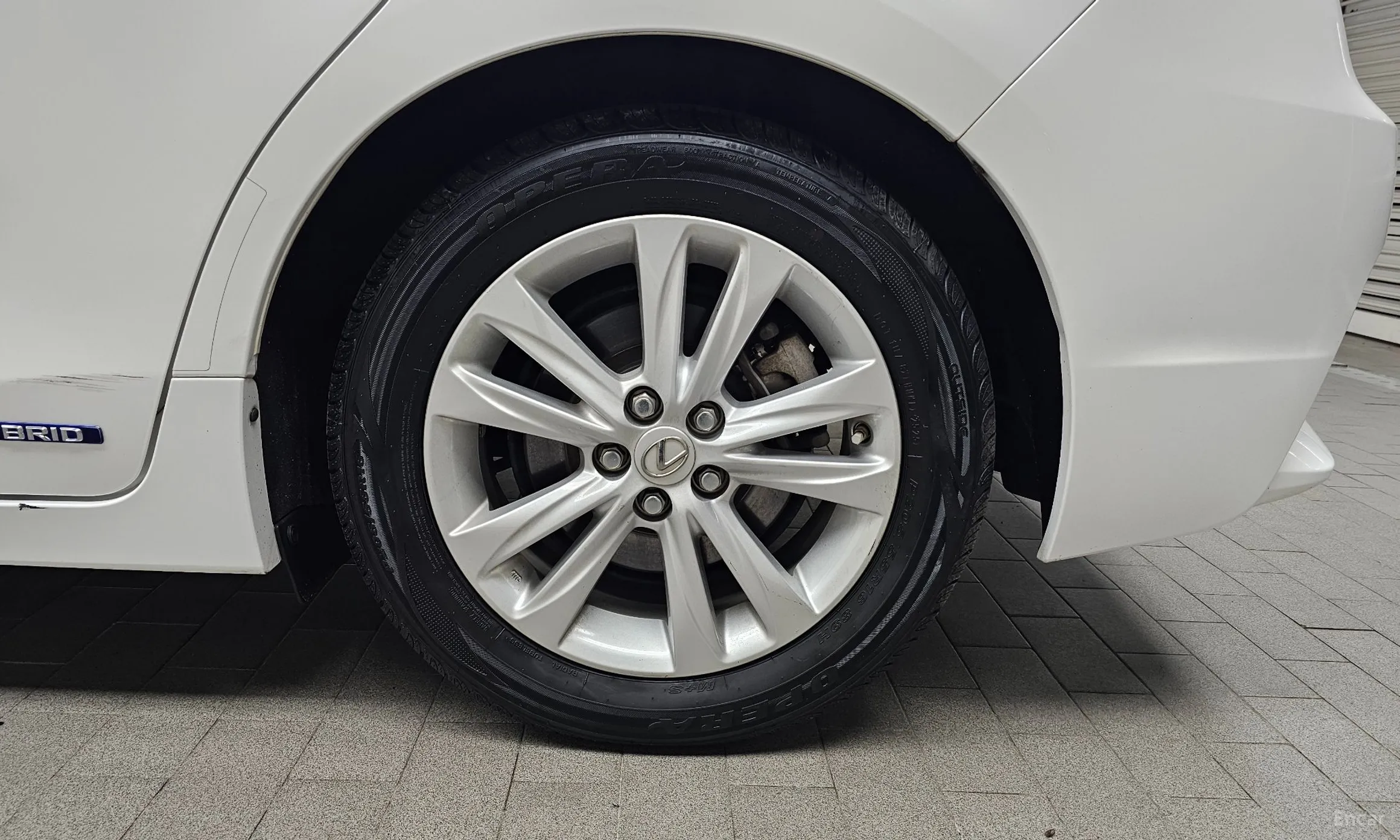 Lexus CT200h превью 5