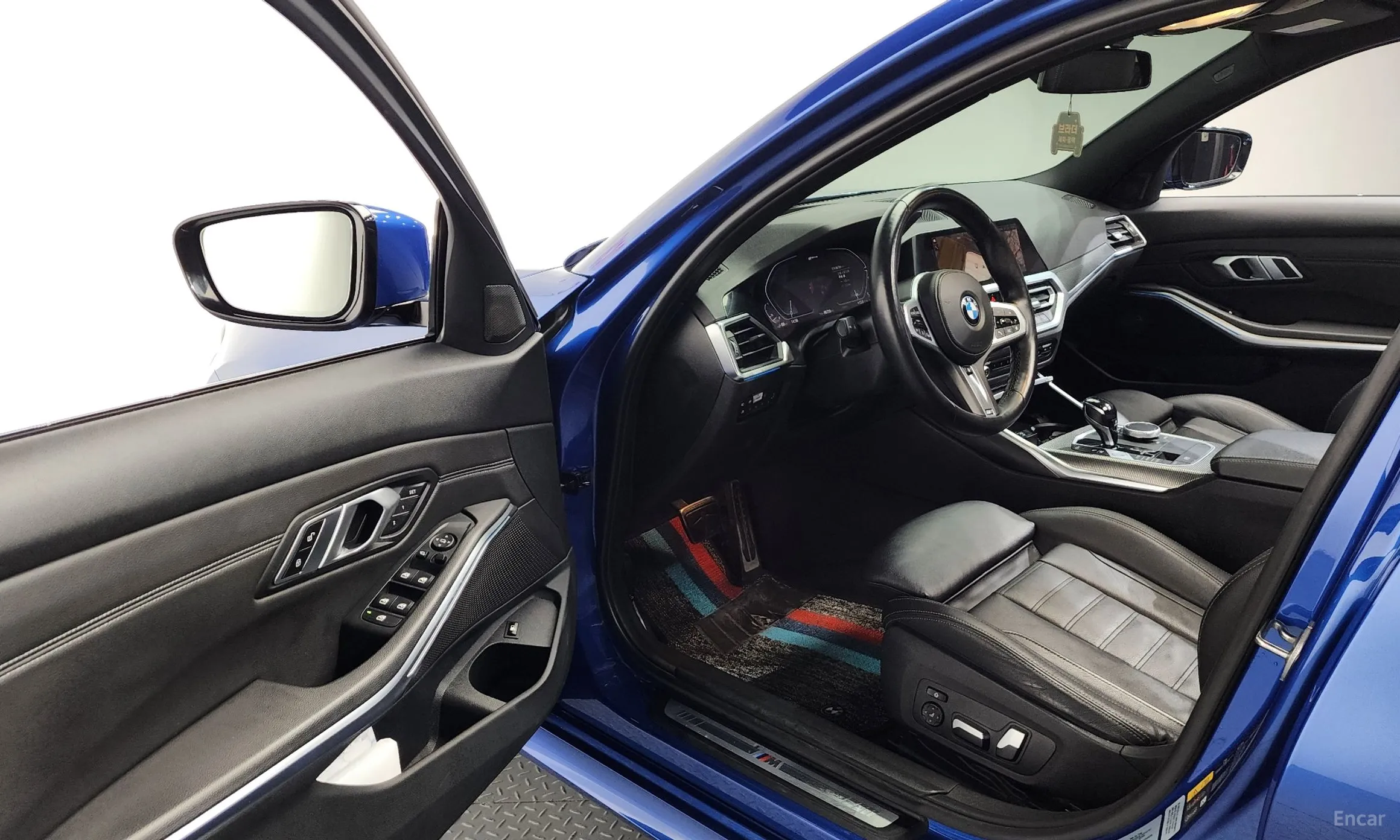 BMW 3 Series (G20) превью 10