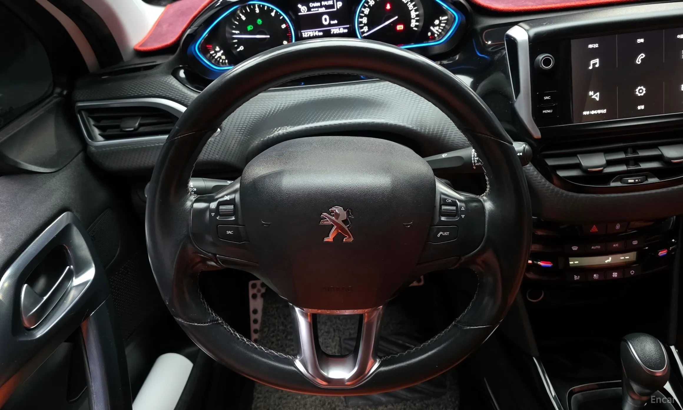 Peugeot 2008. превью 13