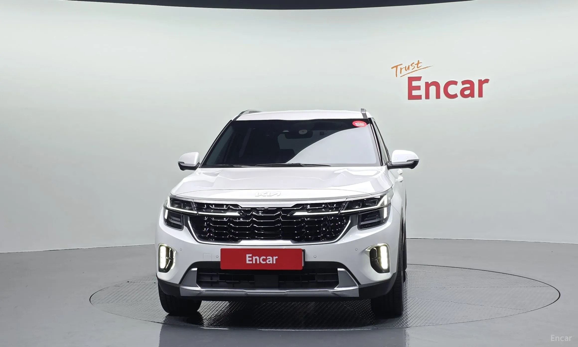 Kia Seltos превью 3