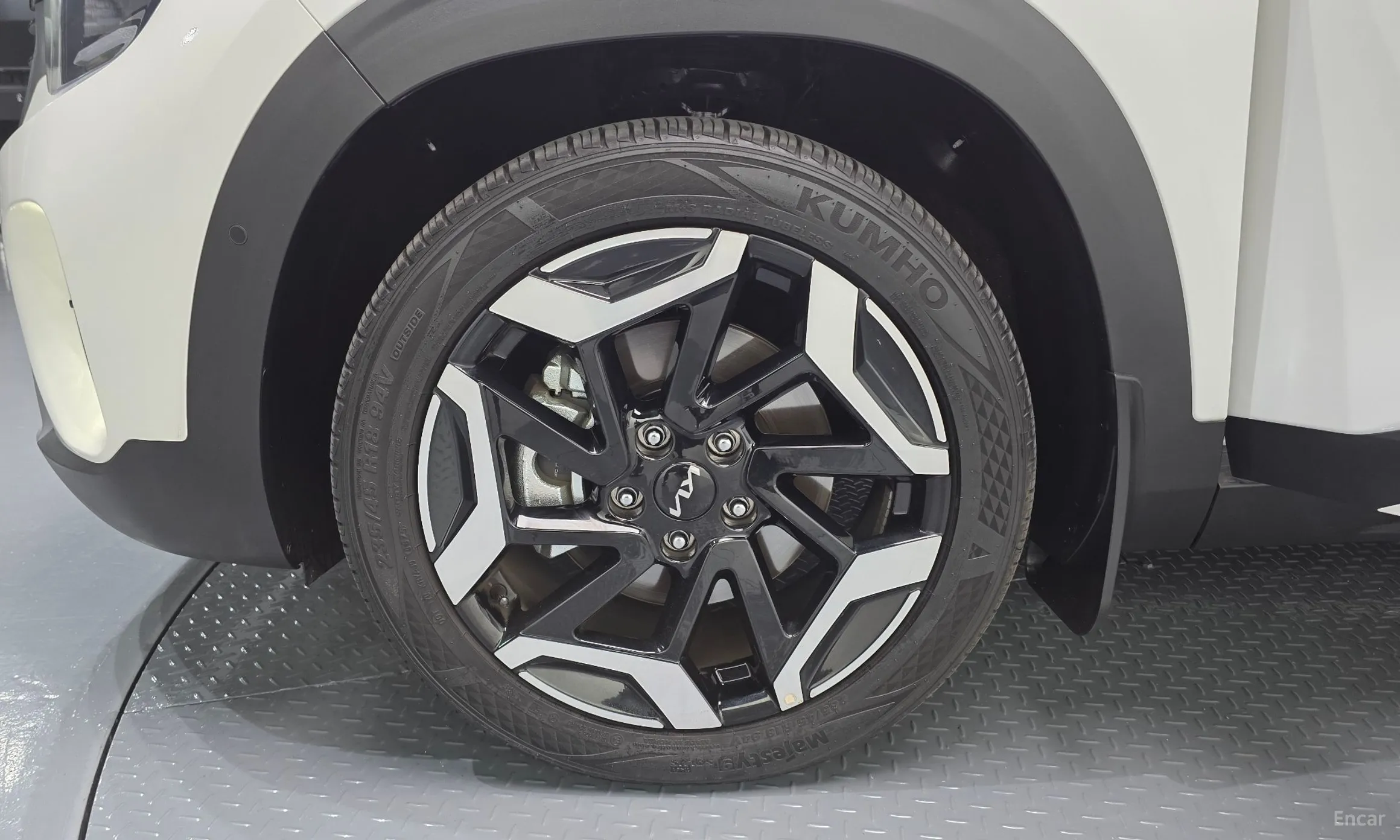 Kia Seltos превью 5