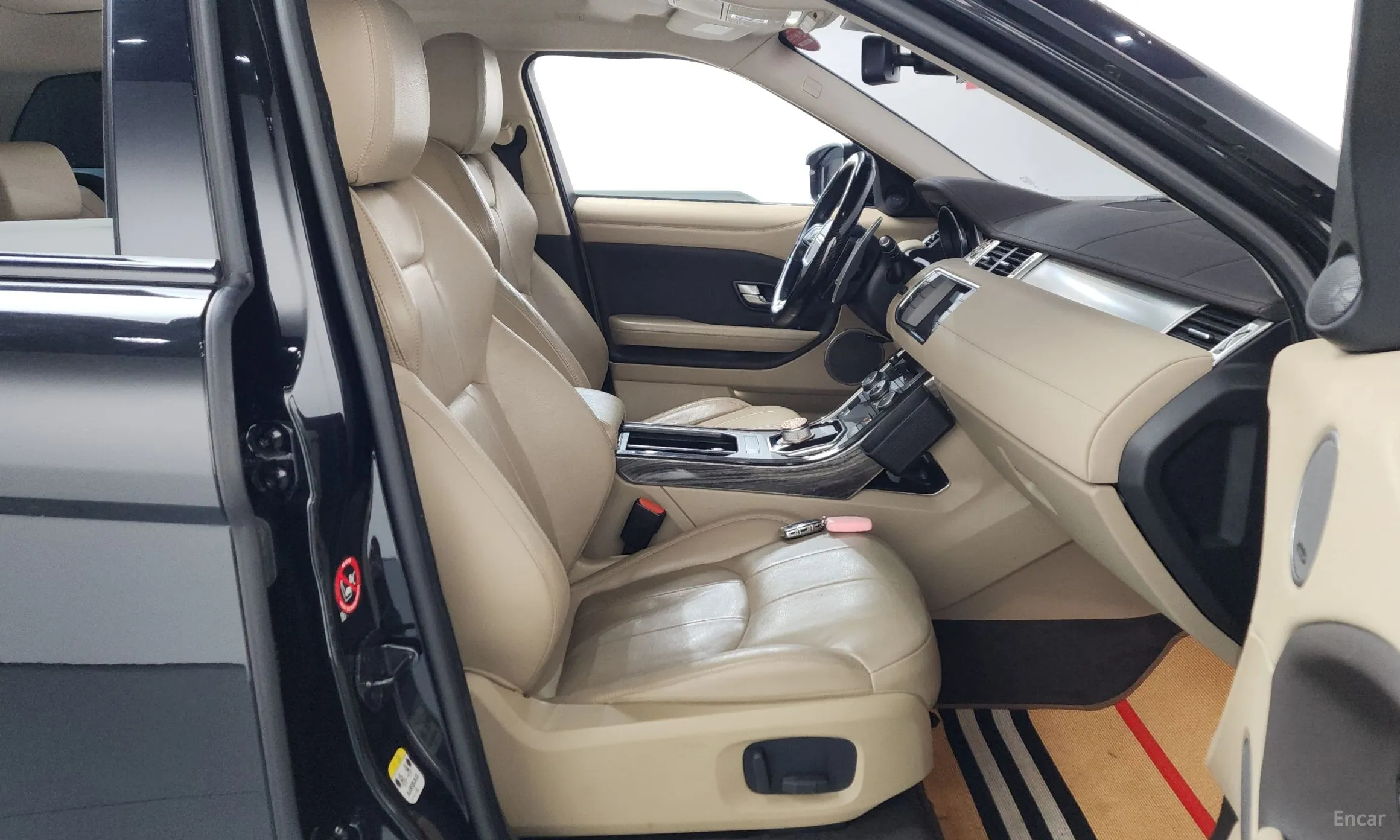 Land Rover Range Rover Evoque превью 11