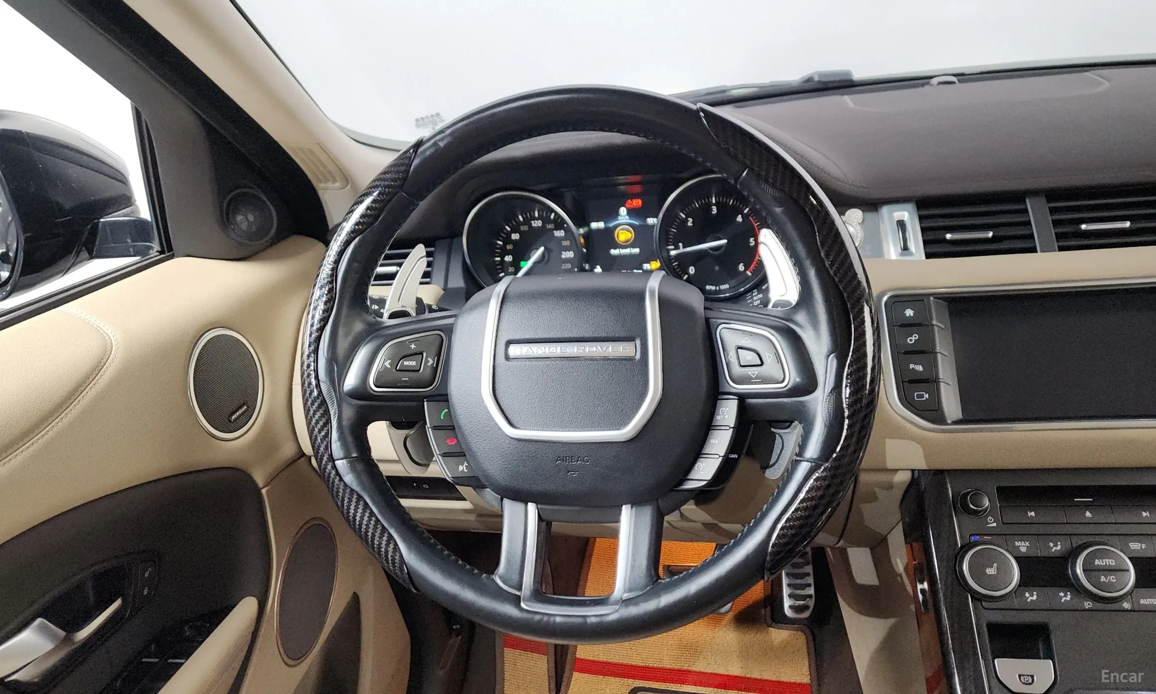 Land Rover Range Rover Evoque превью 13