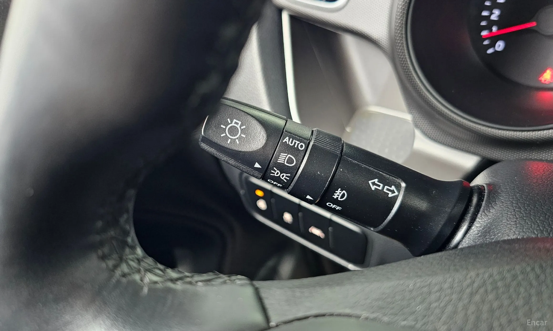 Kia Ray превью 15