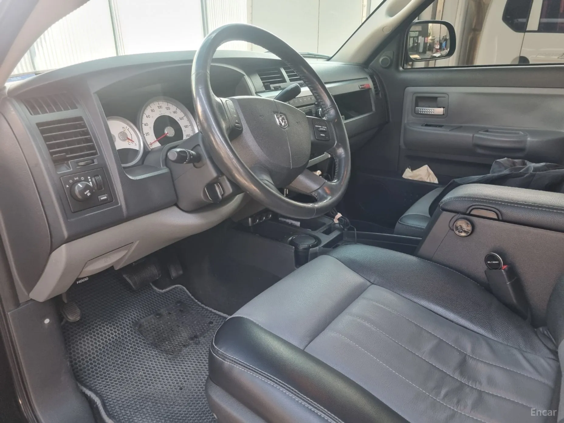 Dodge Dakota превью 9