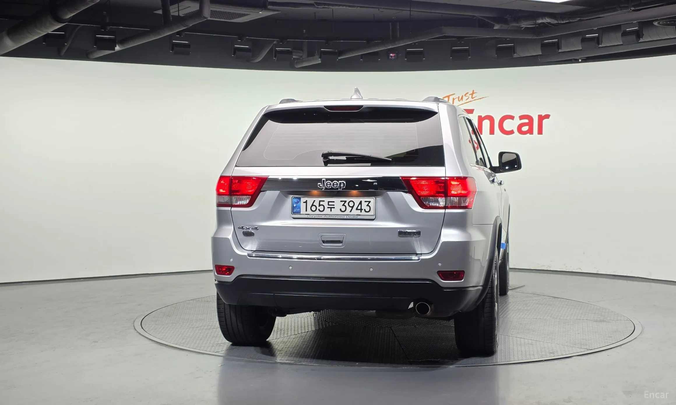 Jeep Grand Cherokee превью 4
