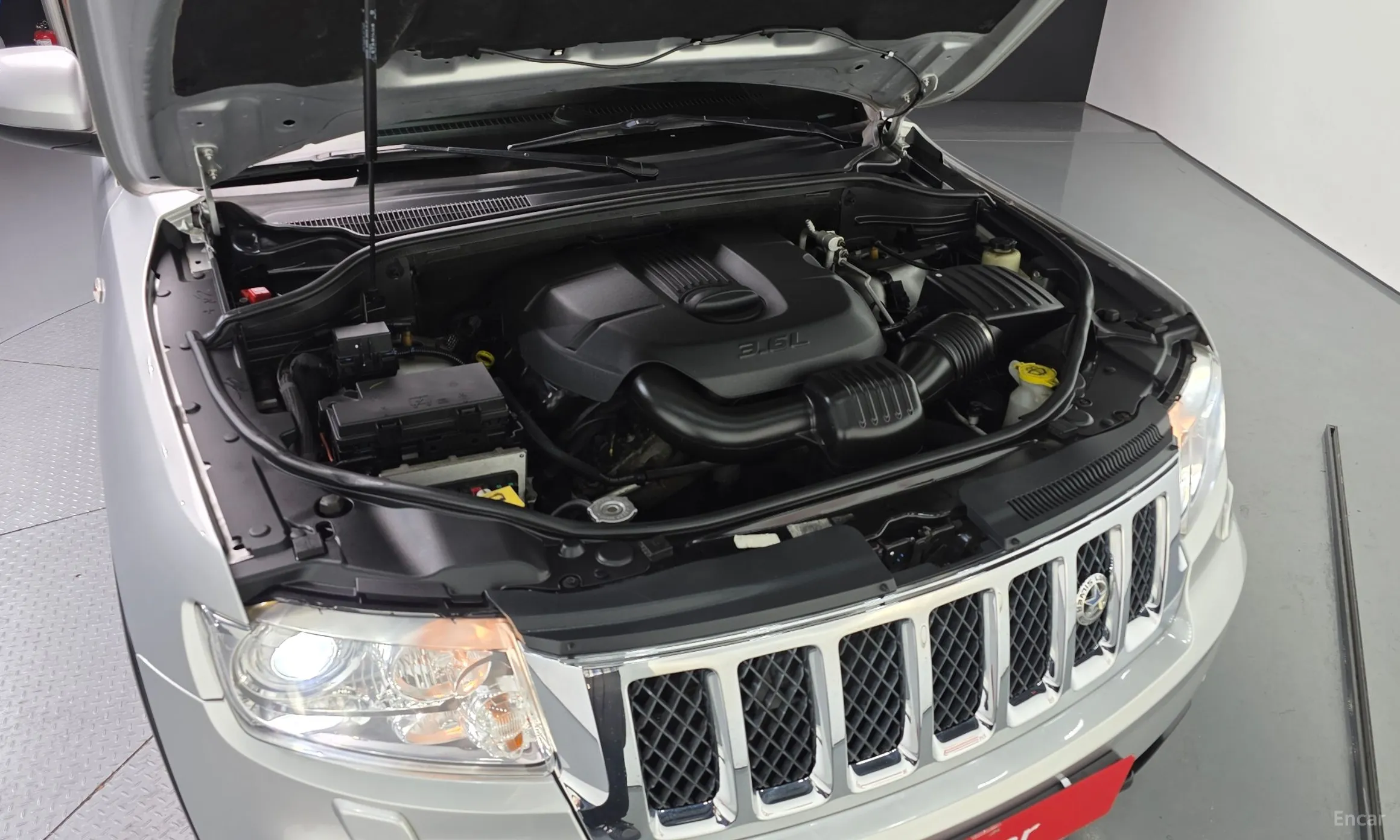 Jeep Grand Cherokee превью 6