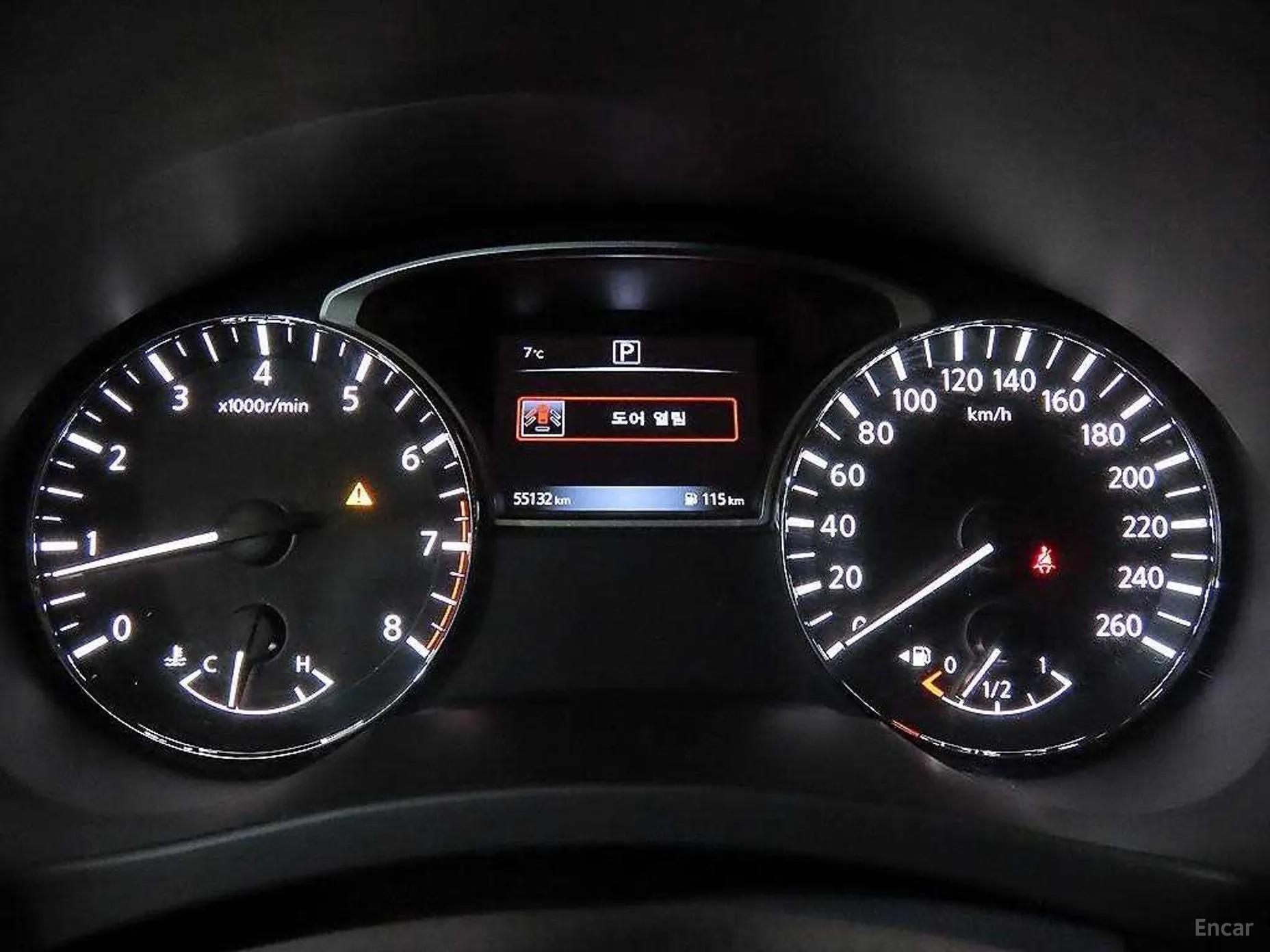 Nissan Altima превью 9