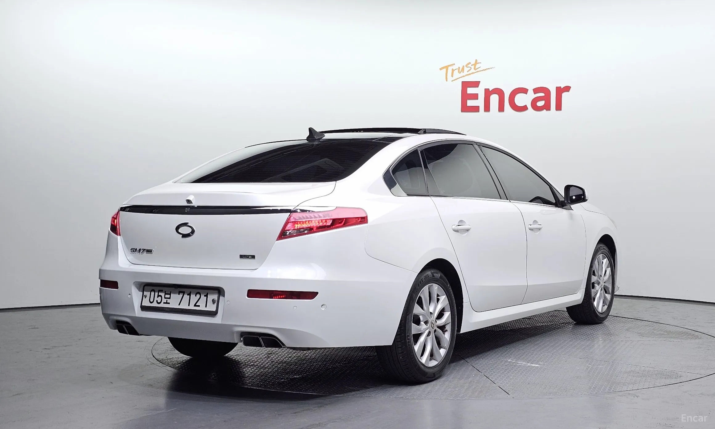 Renault Korea (Samsung) SM7 превью 2