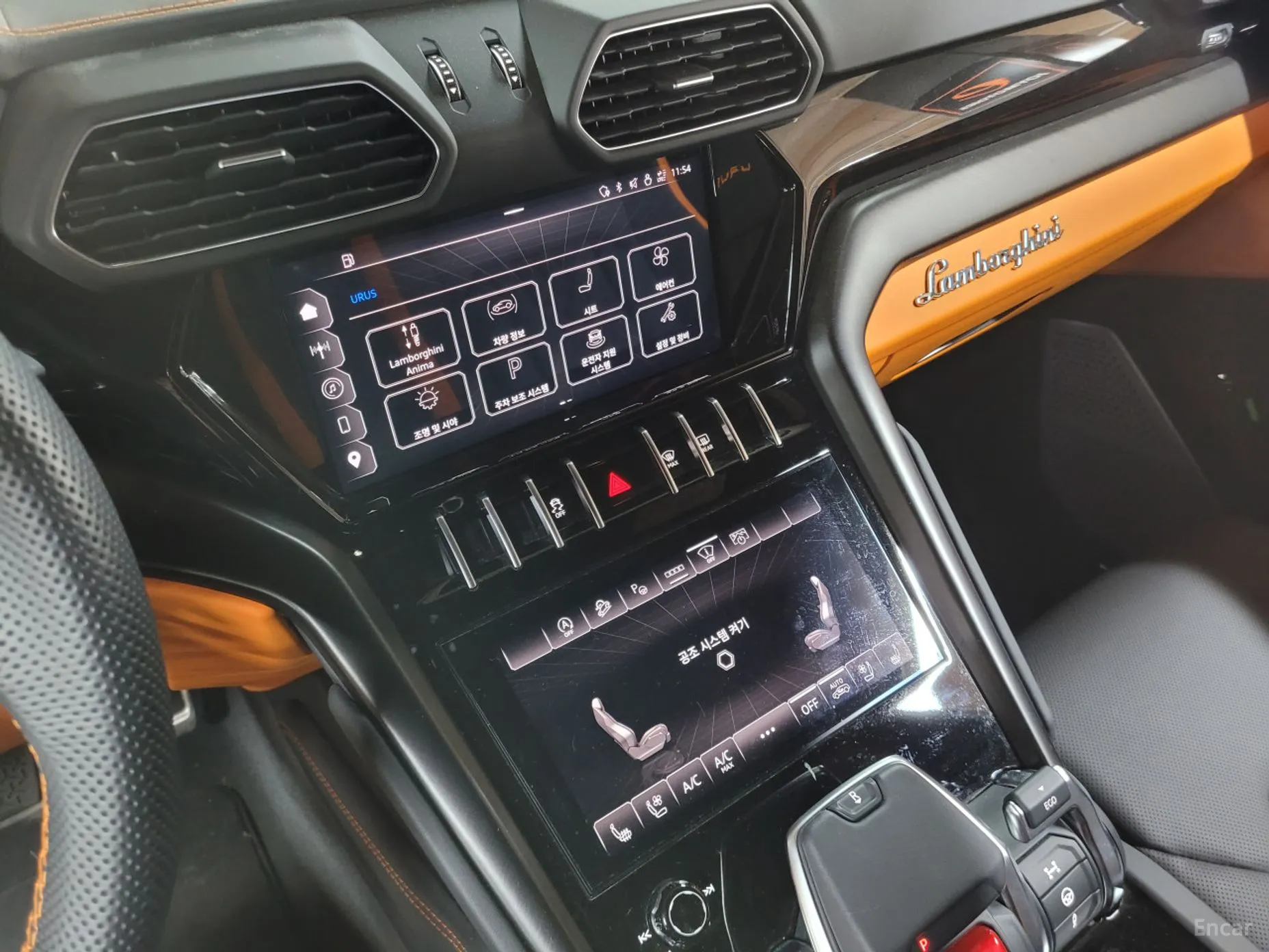Lamborghini Urus превью 13