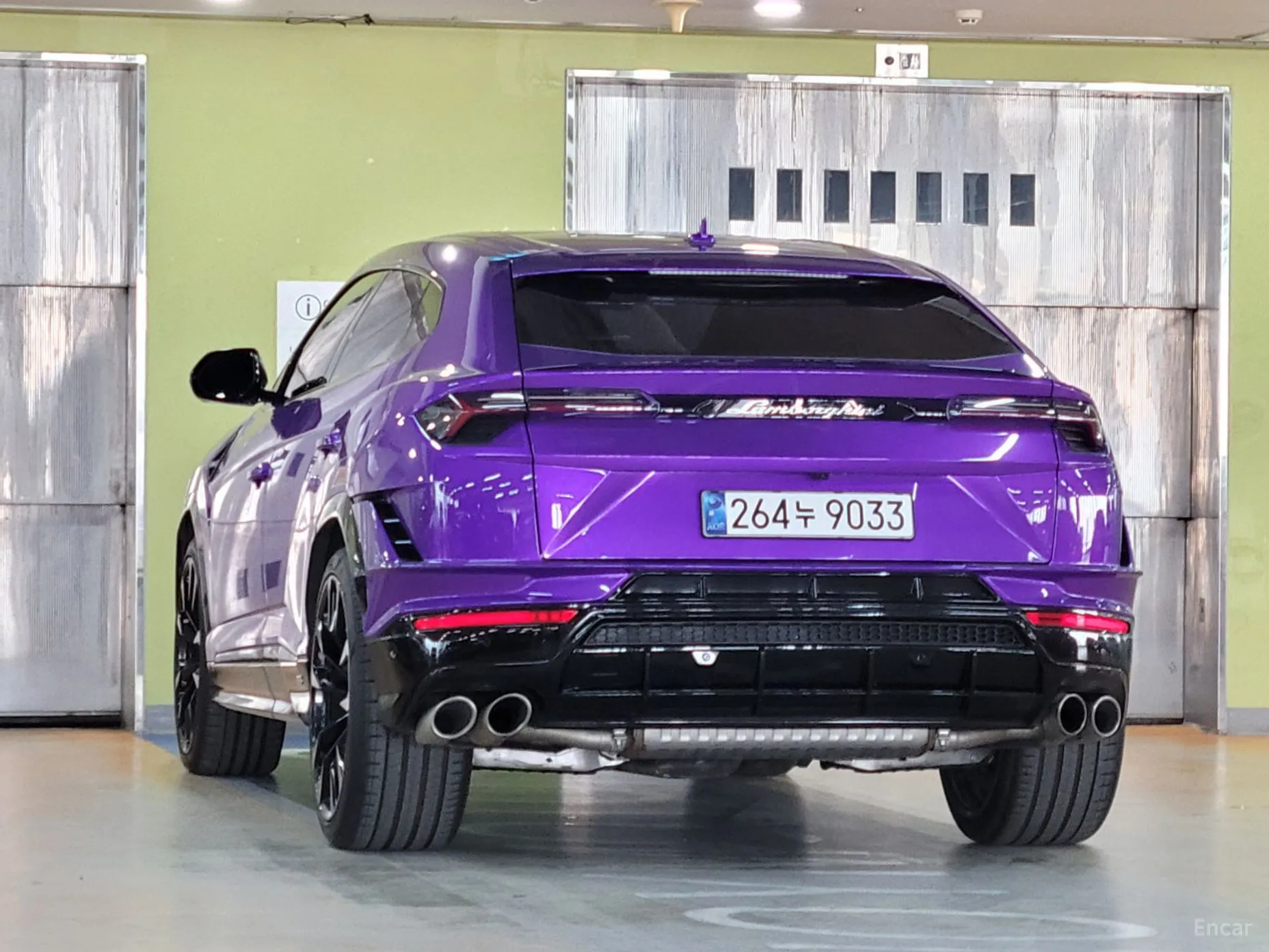 Lamborghini Urus превью 5