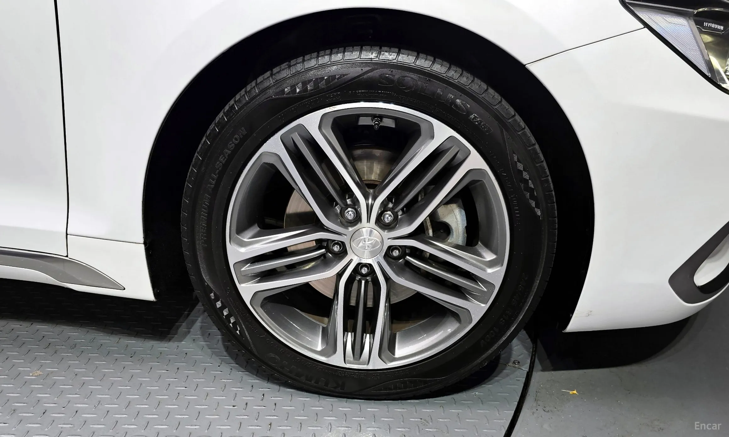 Hyundai Grandeur IG превью 5