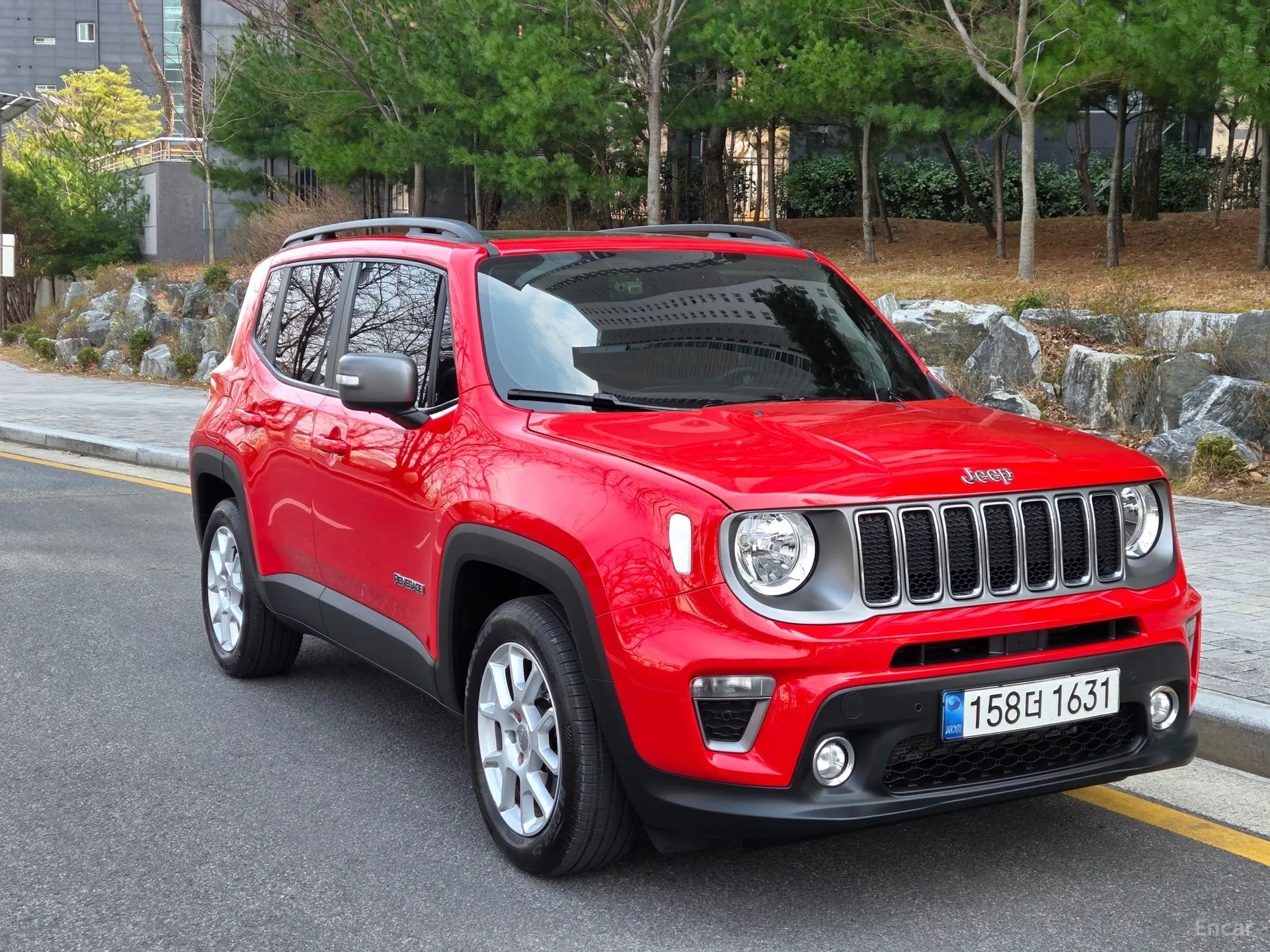 Jeep Renegade превью 13
