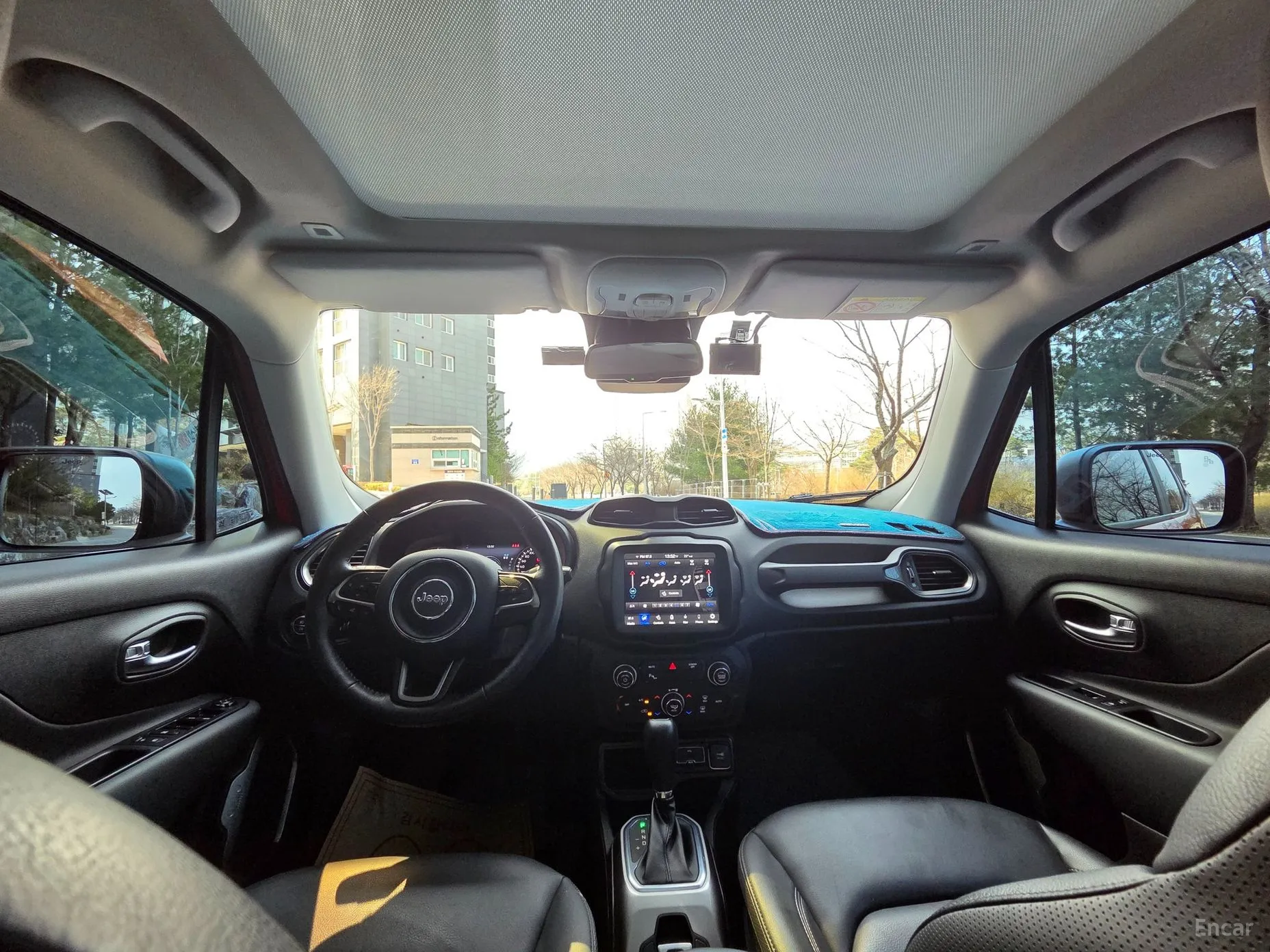 Jeep Renegade превью 7