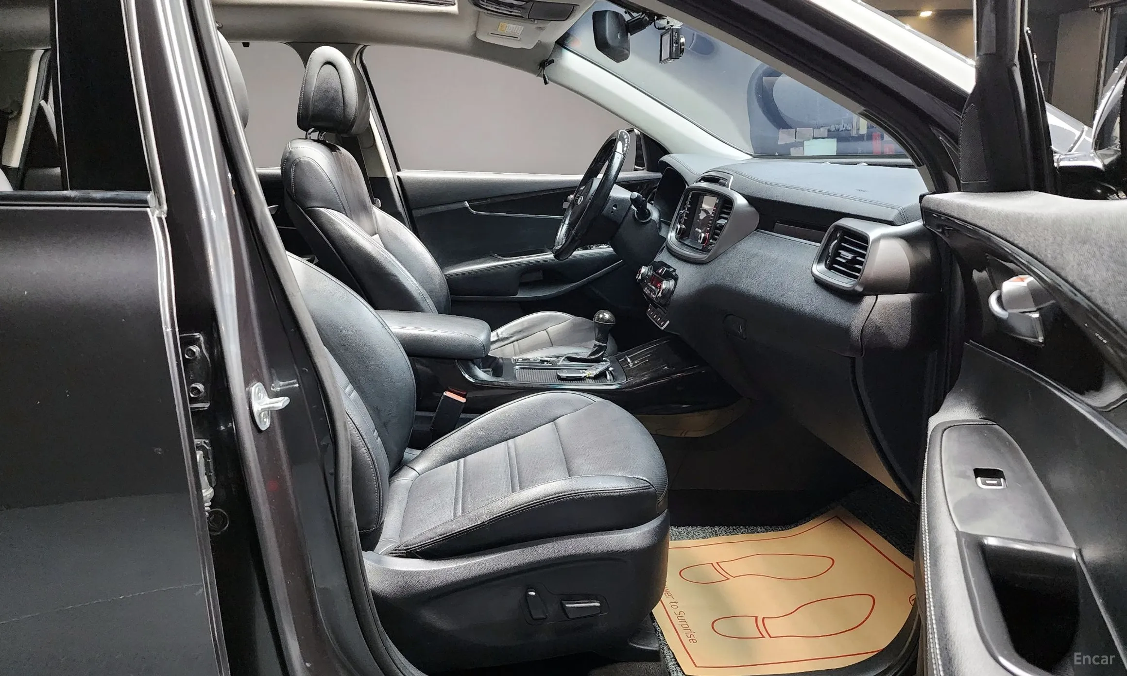 Kia Sorento превью 10