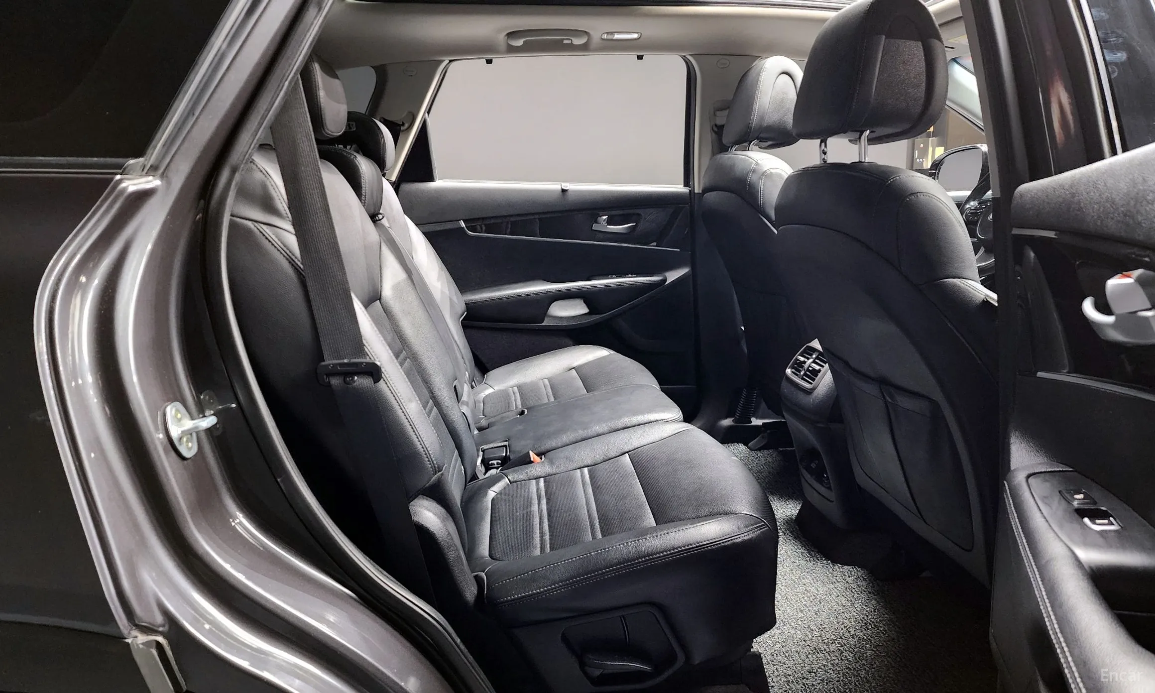 Kia Sorento превью 12