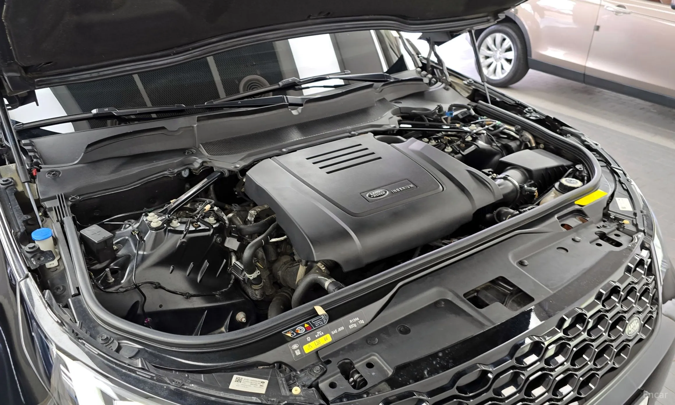 Land Rover Discovery 5 превью 6