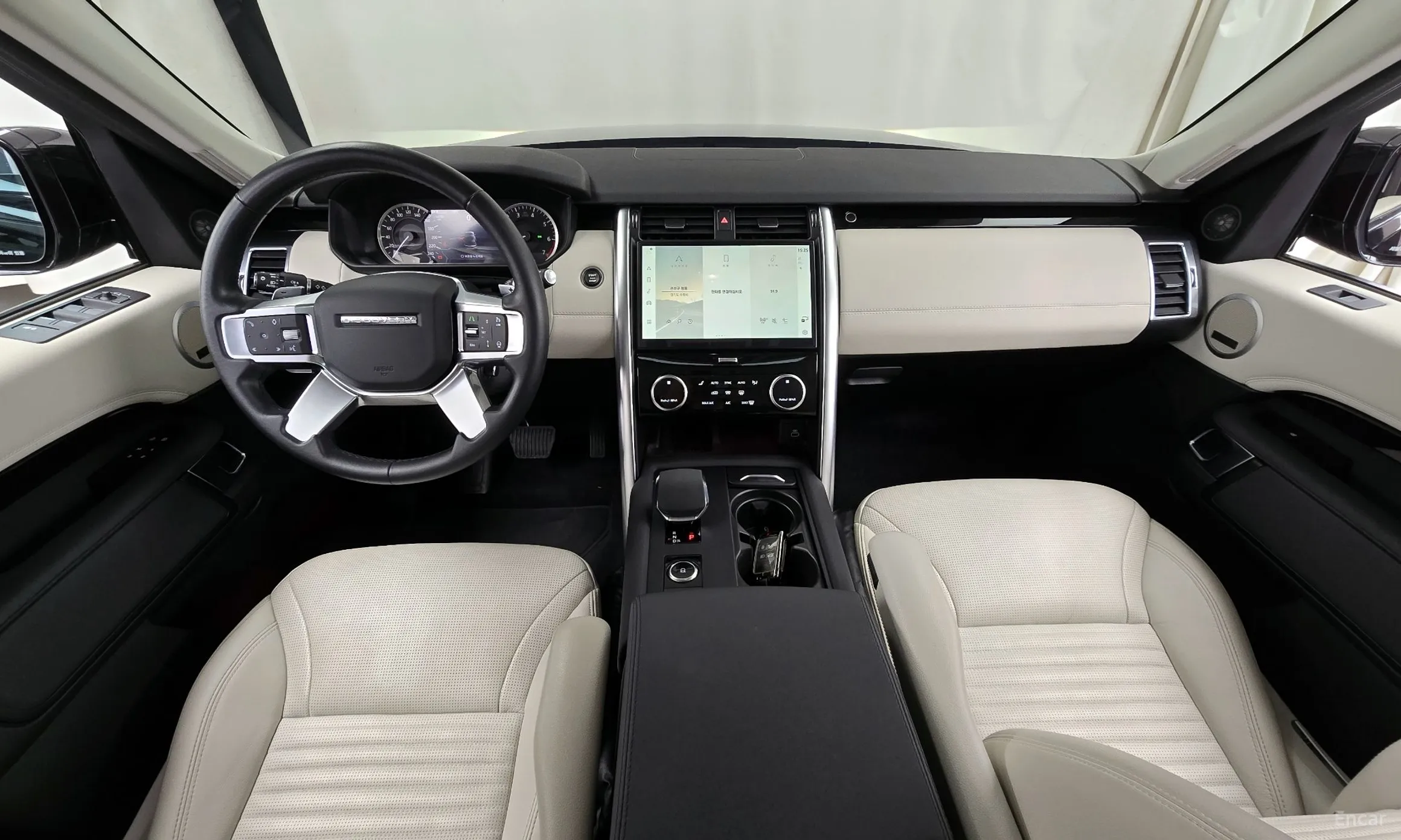 Land Rover Discovery 5 превью 7