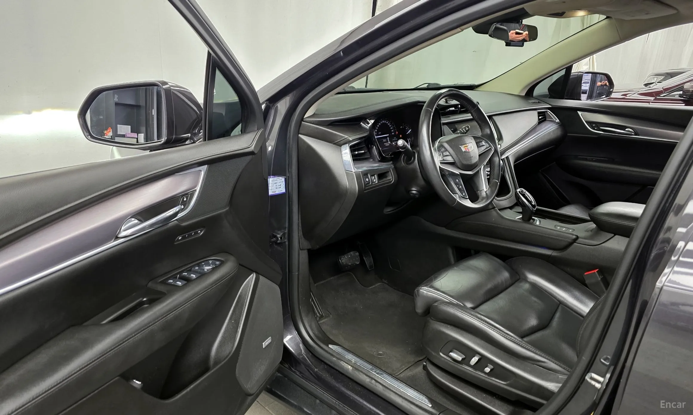 Cadillac XT5 превью 10