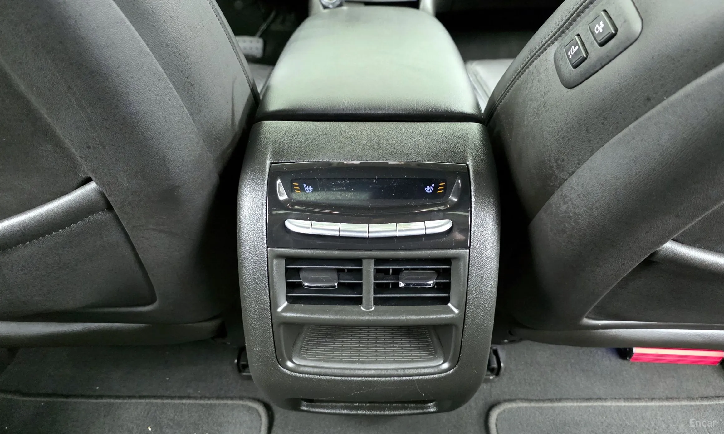 Cadillac XT5 превью 18
